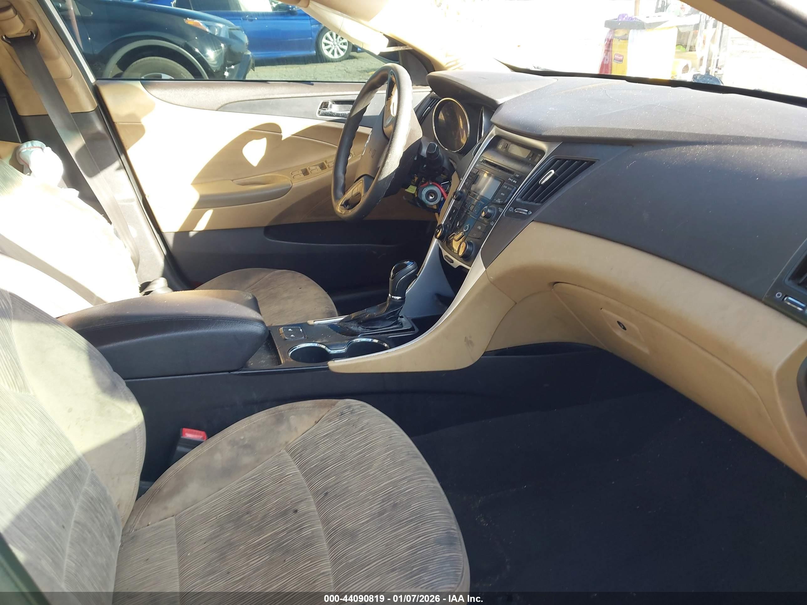 HYUNDAI SONATA image 5