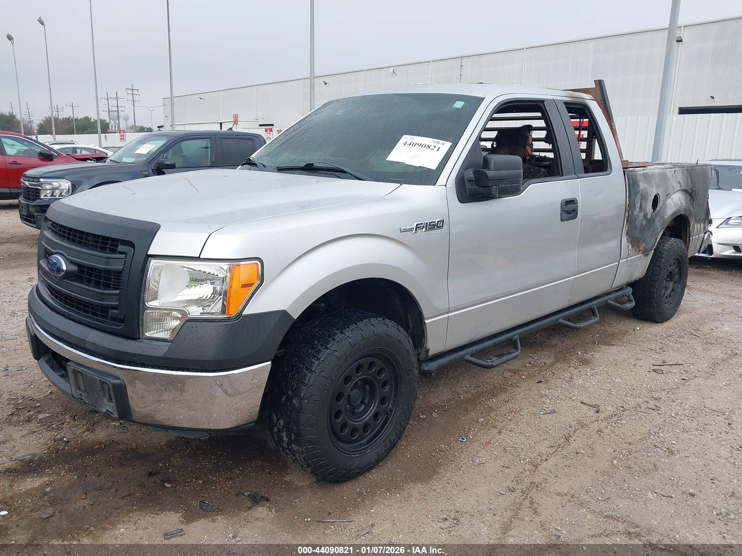 FORD F-150 image 2