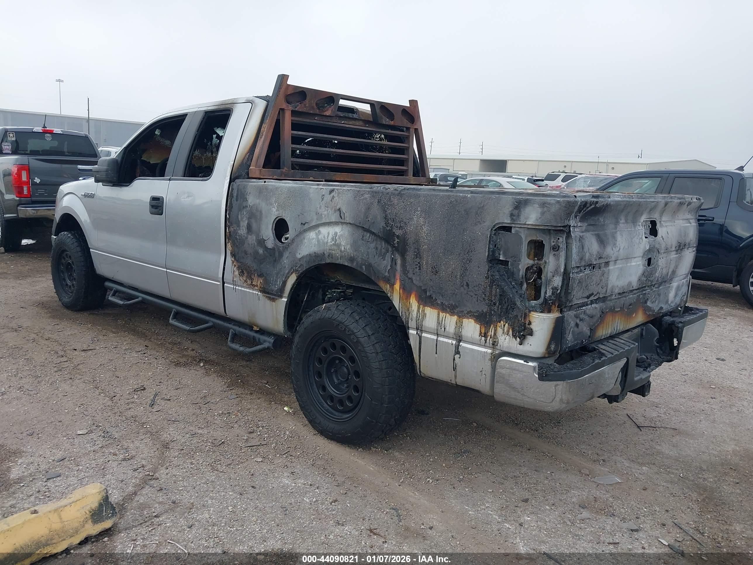 FORD F-150 image 3