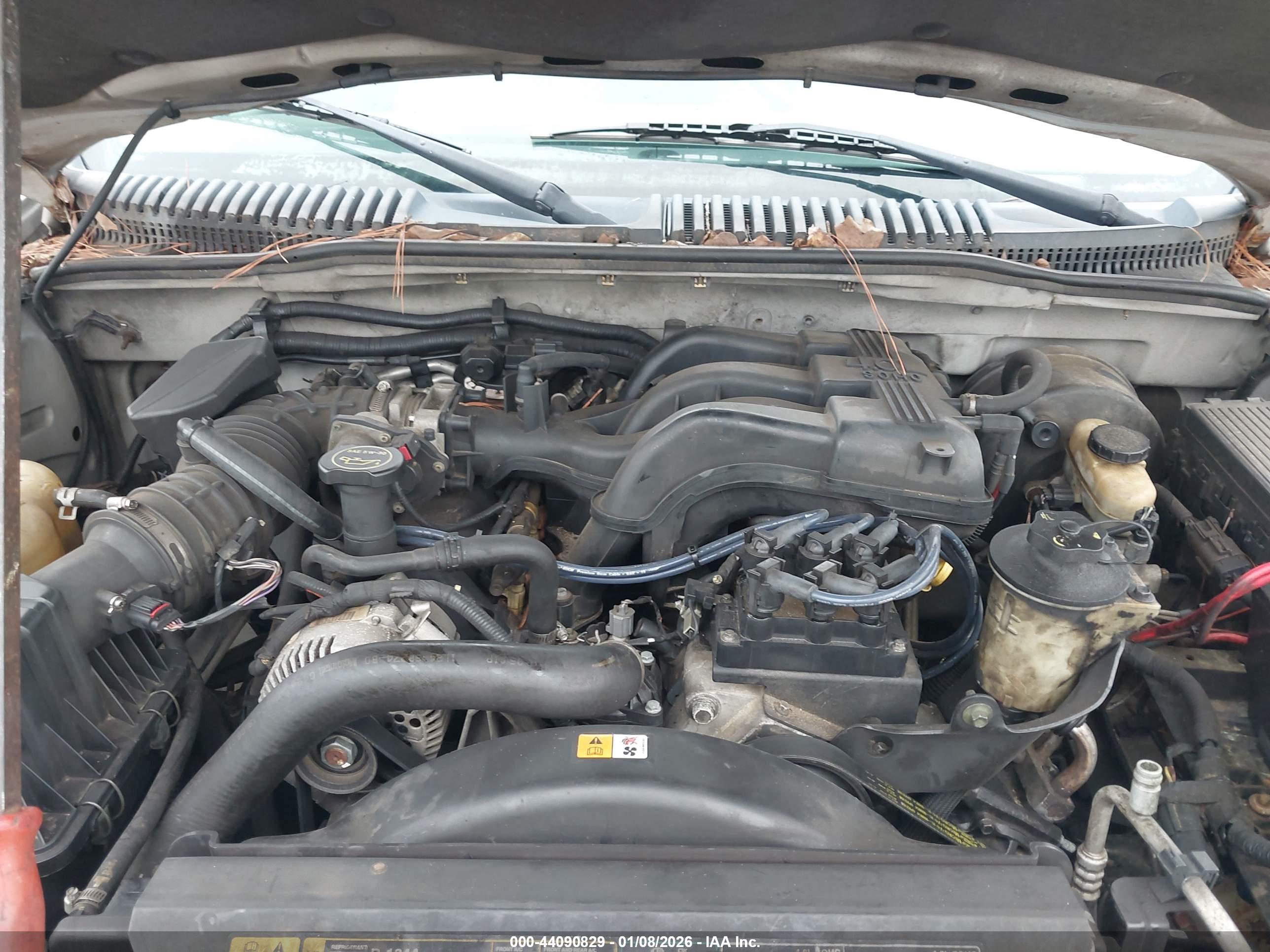 FORD EXPLORER image 10
