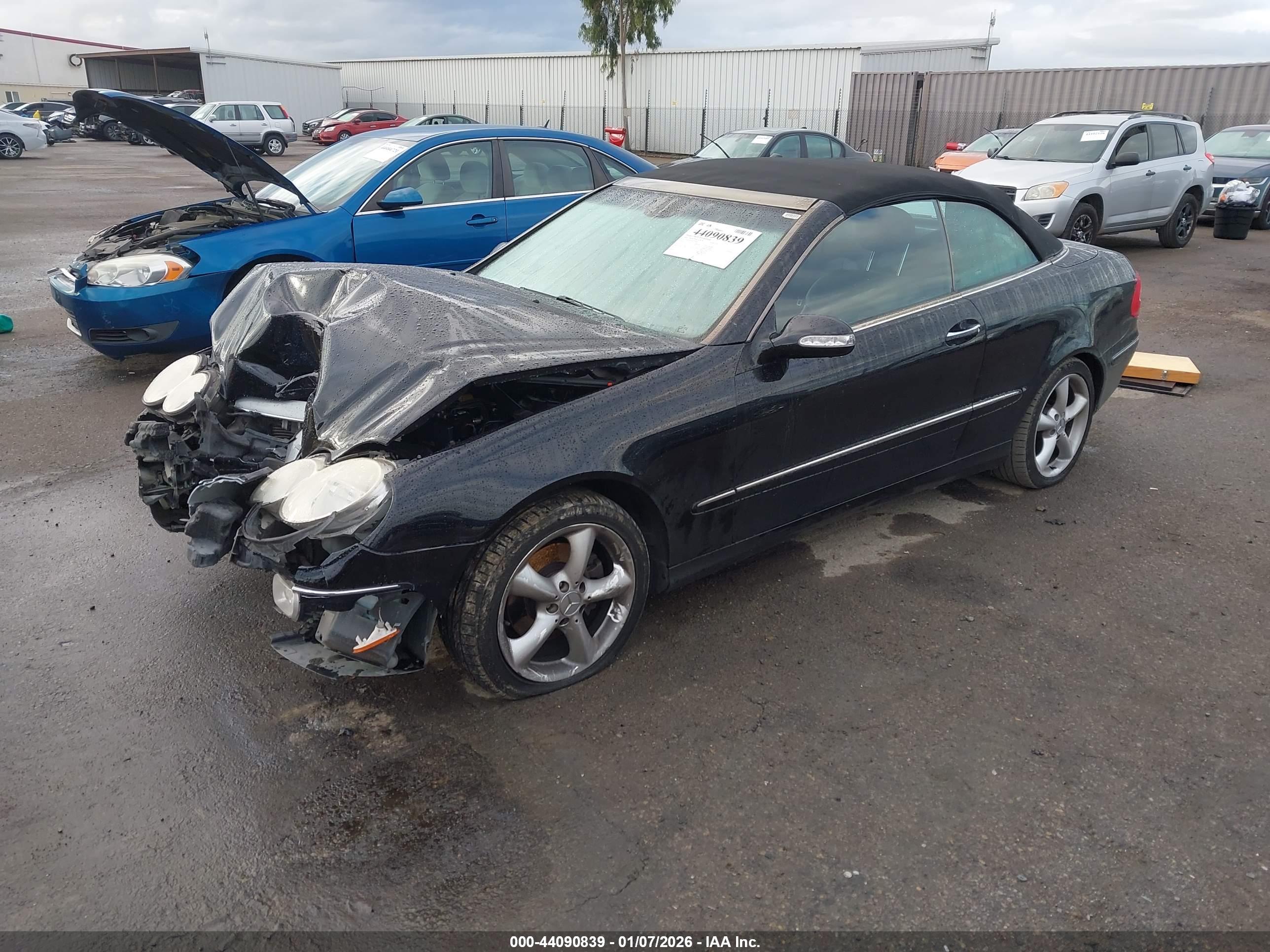 MERCEDES-BENZ CLK image 2
