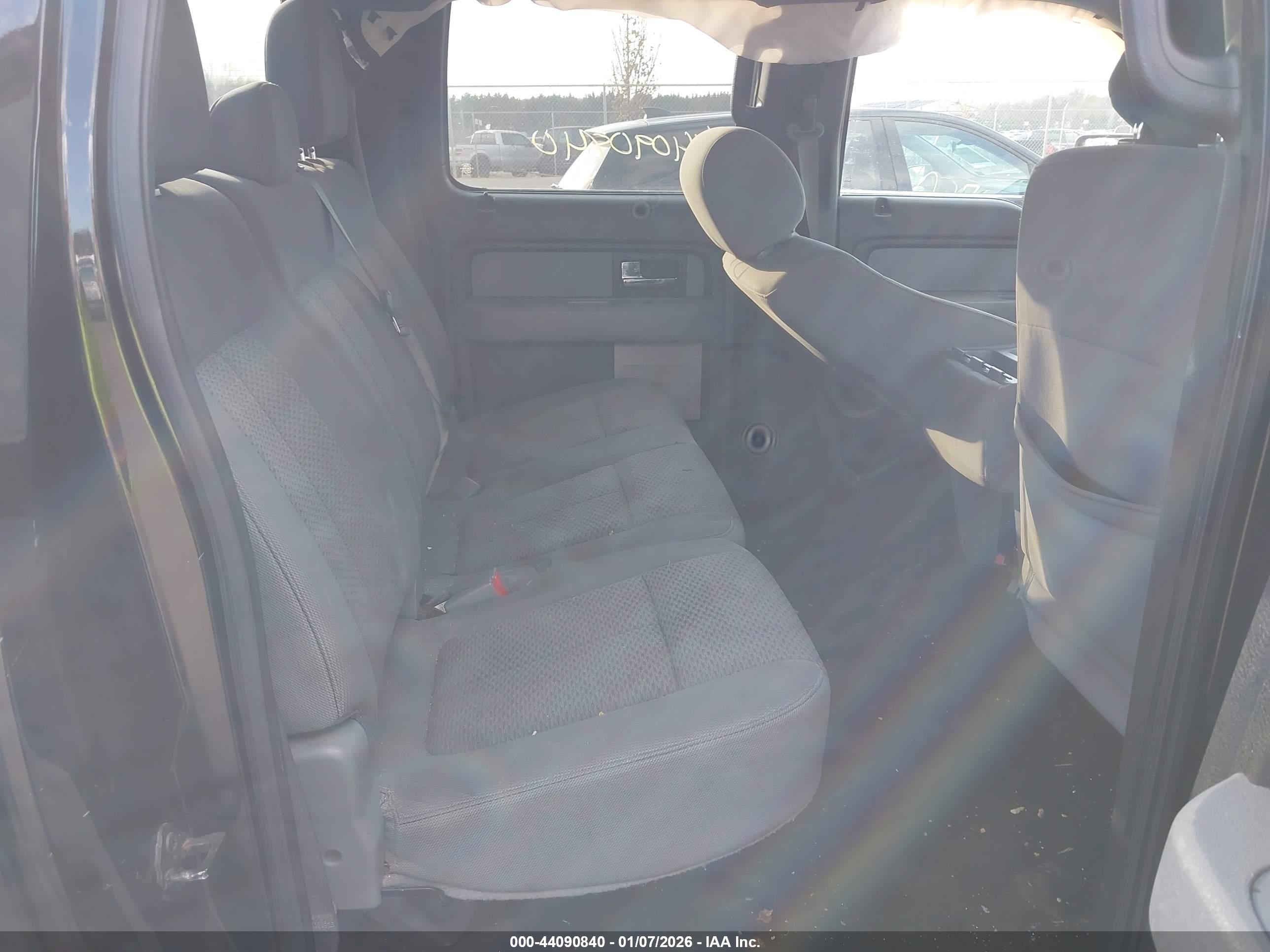 FORD F-150 image 8