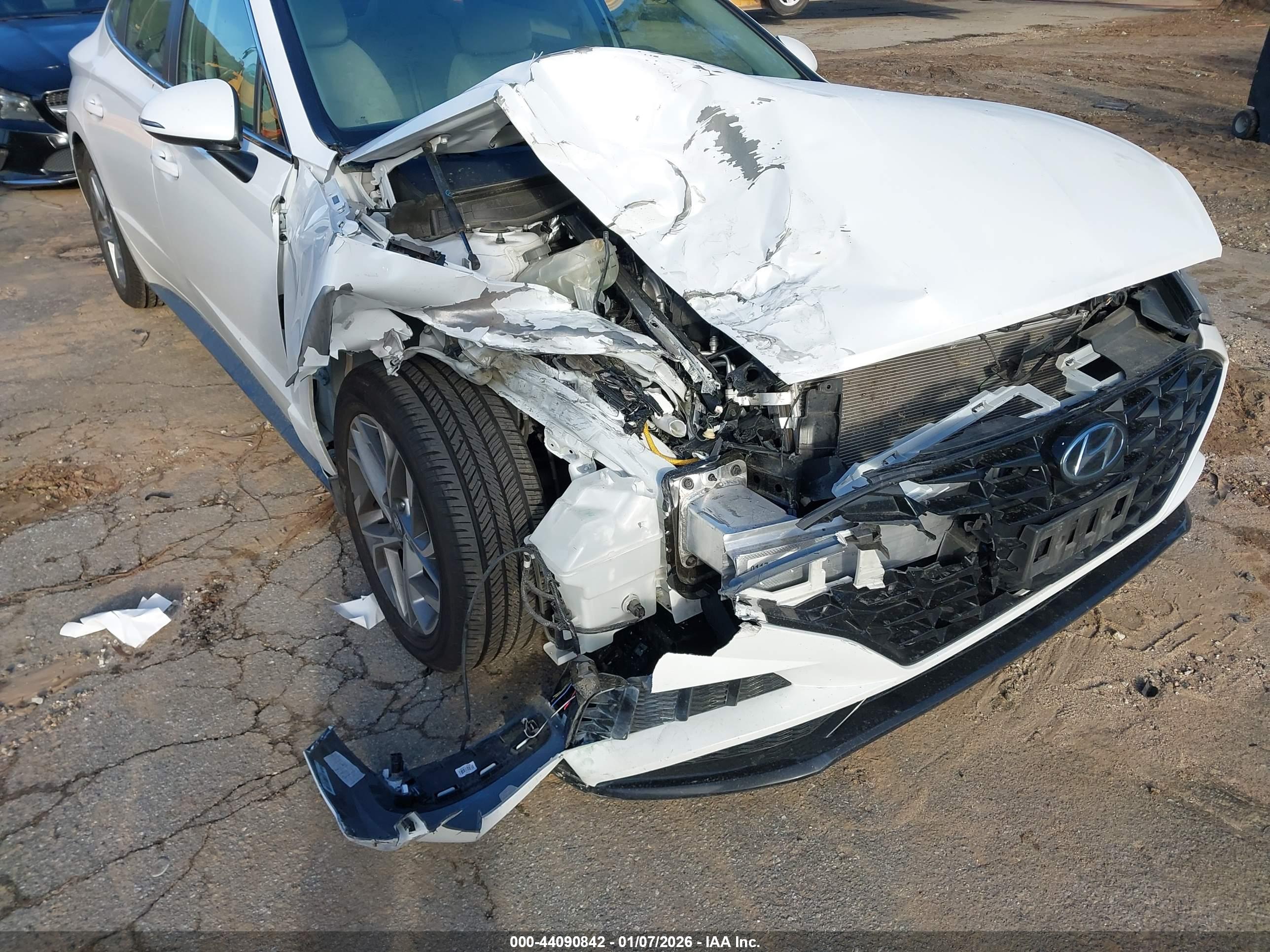 HYUNDAI SONATA image 6