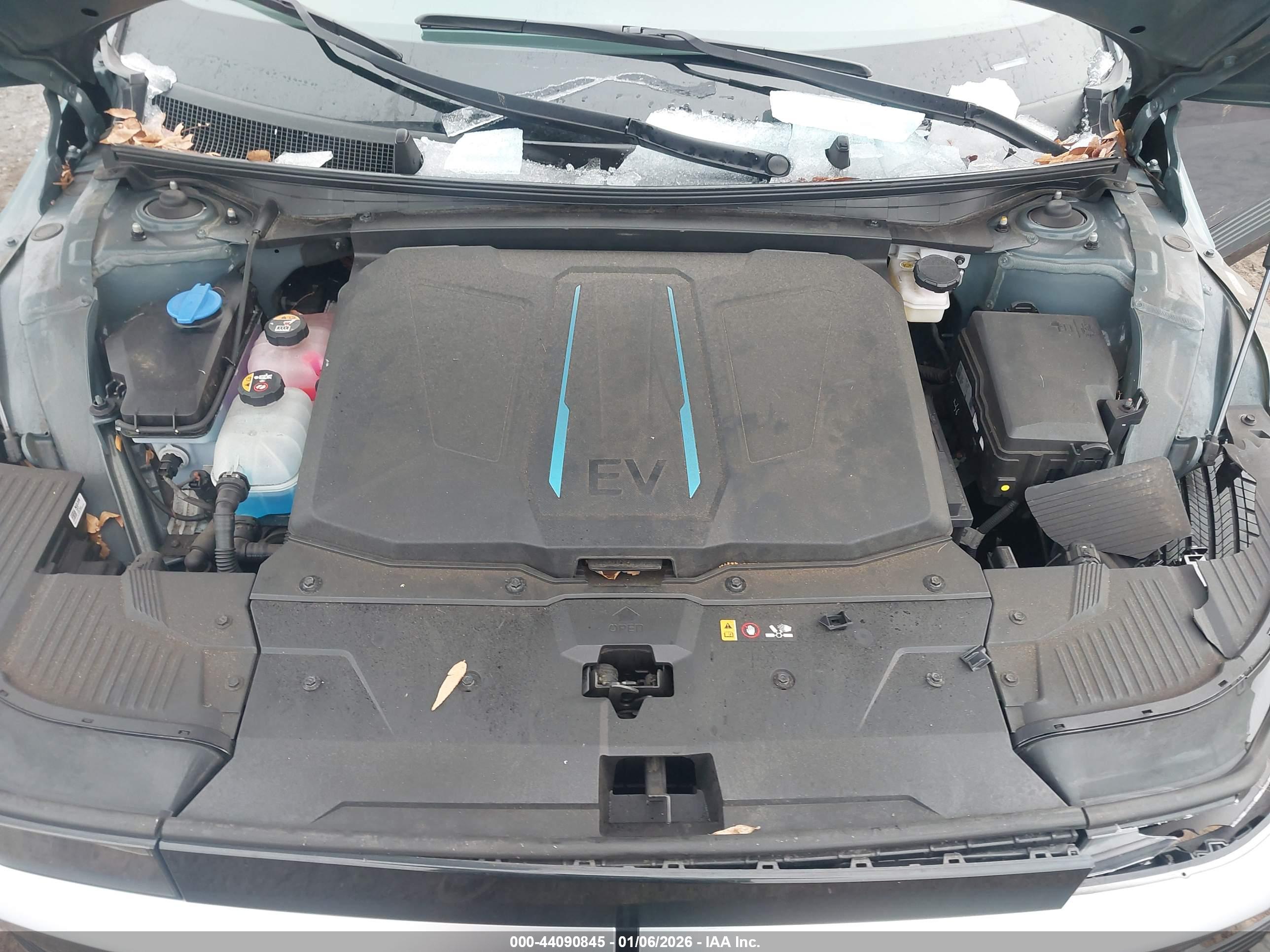 HYUNDAI IONIQ image 10