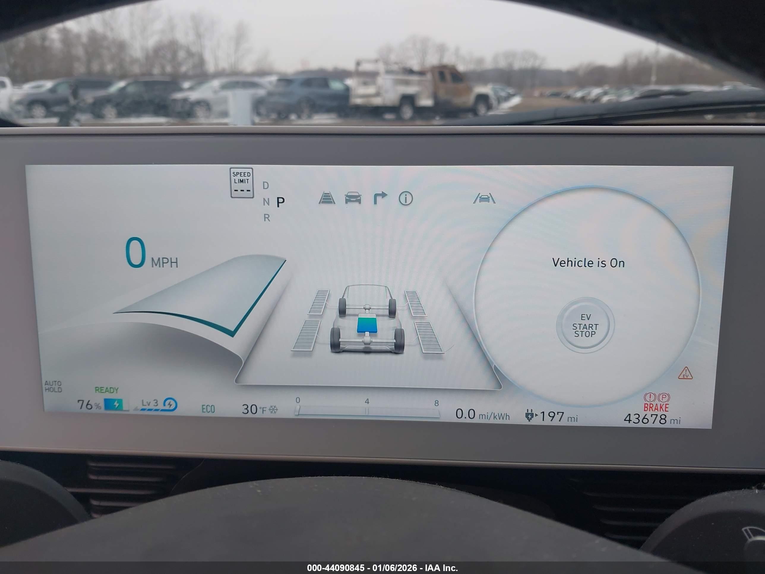 HYUNDAI IONIQ image 7