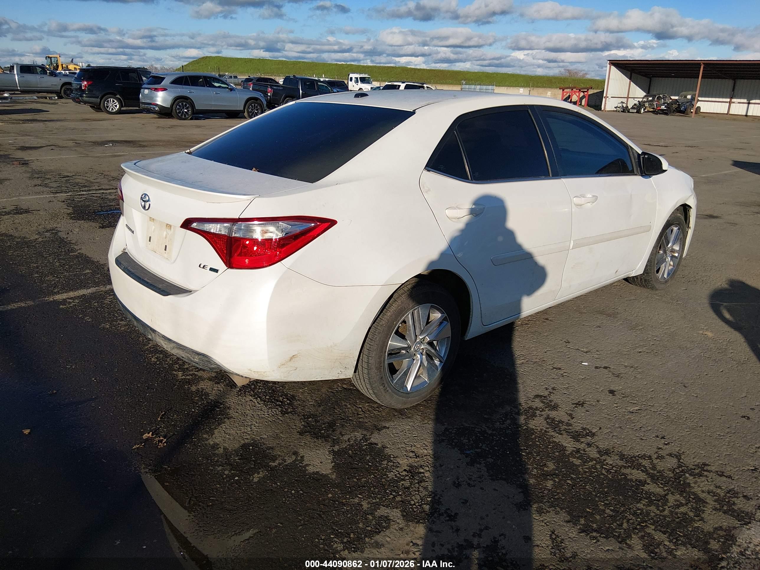 TOYOTA COROLLA image 4