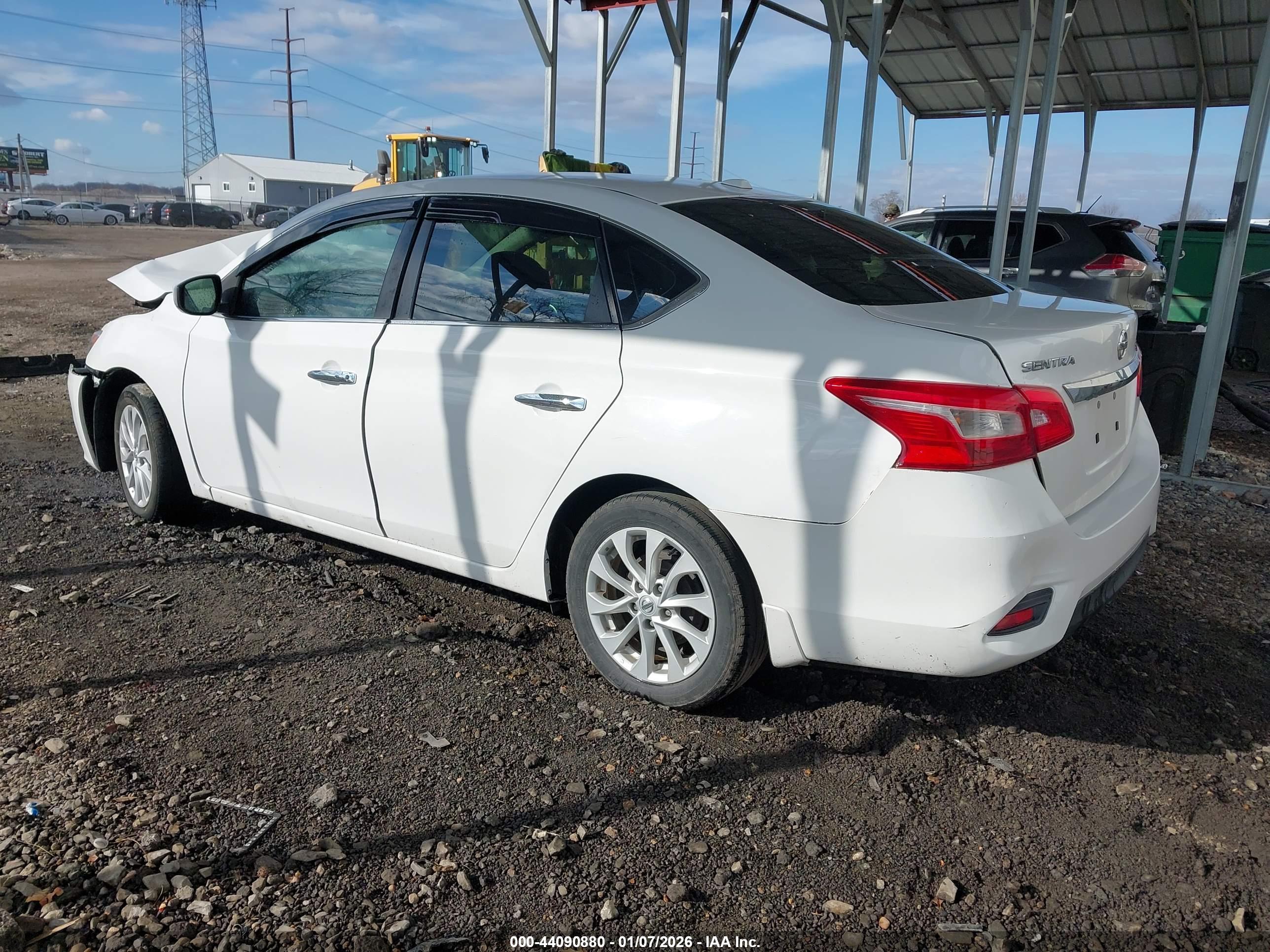 NISSAN SENTRA image 3