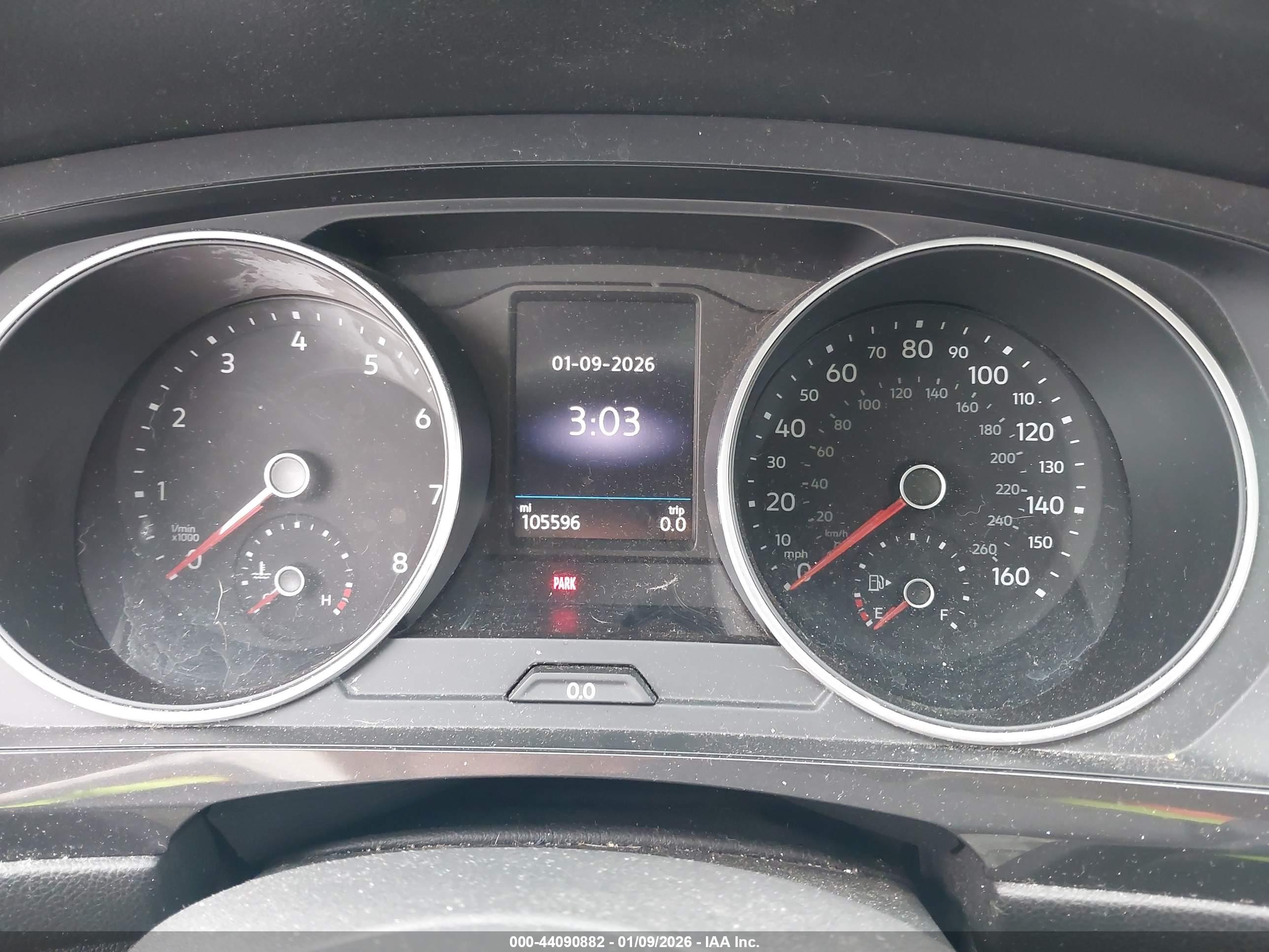 VOLKSWAGEN TIGUAN image 7