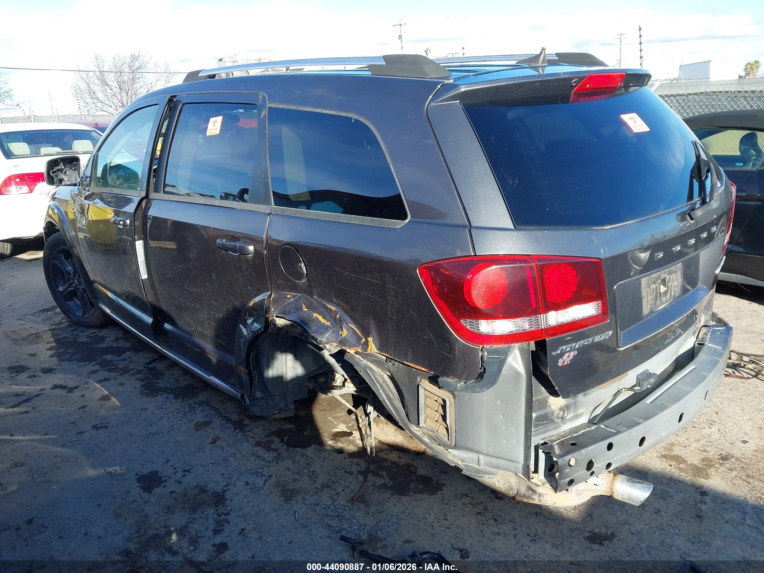 DODGE JOURNEY image 3