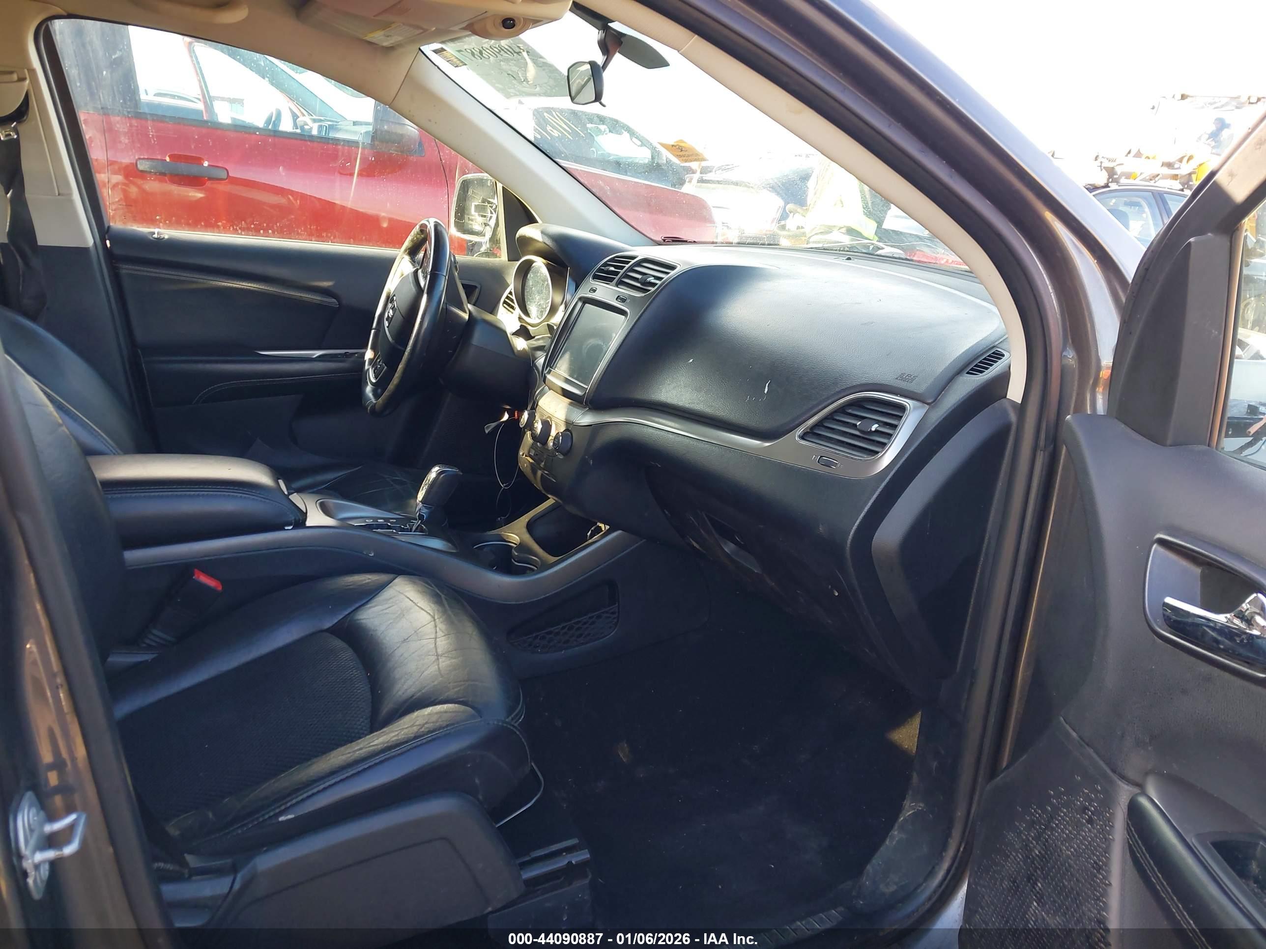 DODGE JOURNEY image 5
