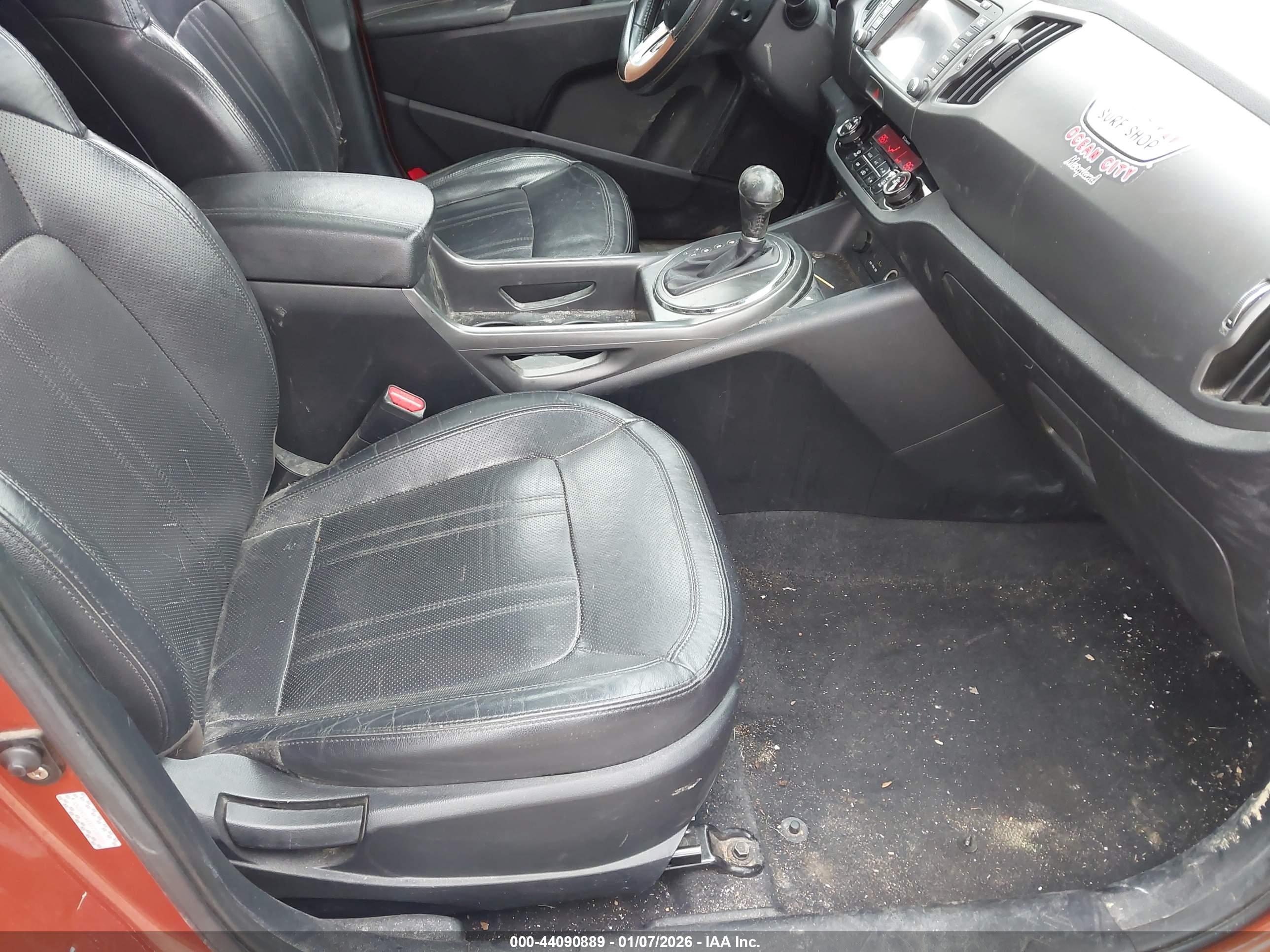 KIA SPORTAGE image 5