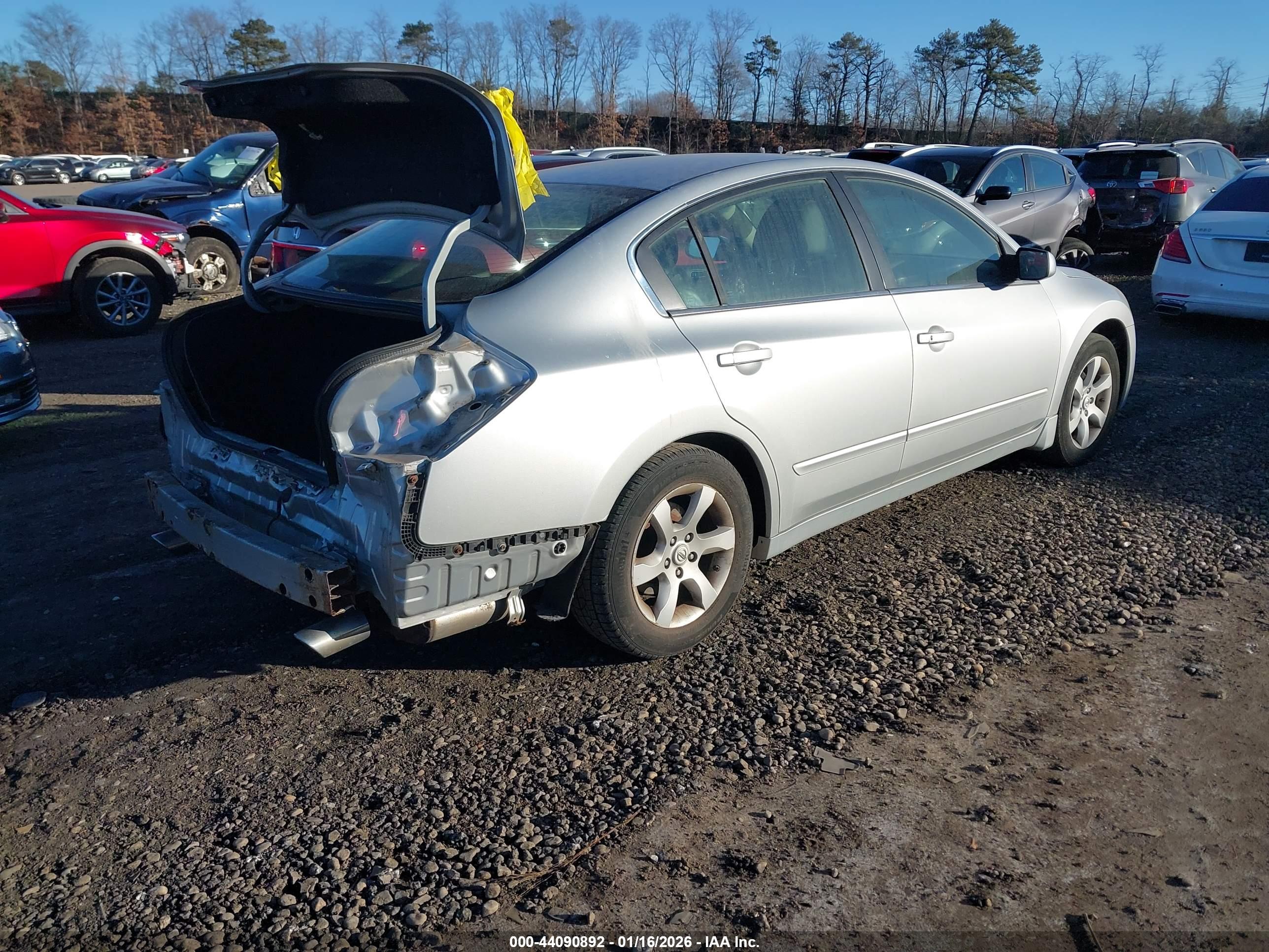 NISSAN ALTIMA image 4