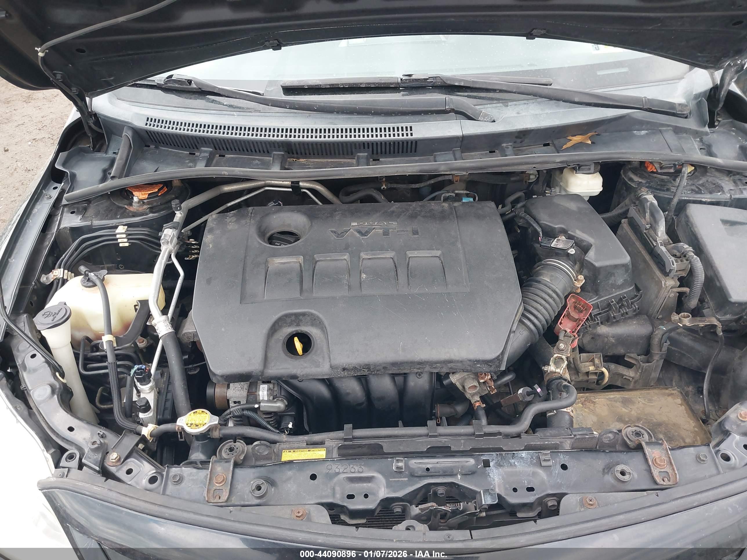 TOYOTA COROLLA image 10