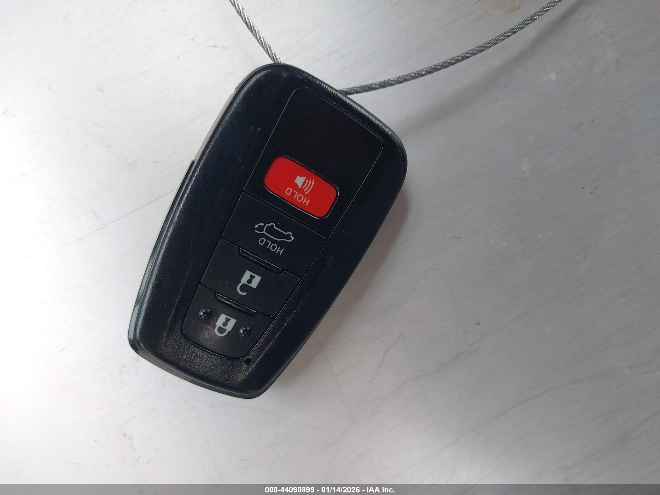 TOYOTA RAV4 image 11