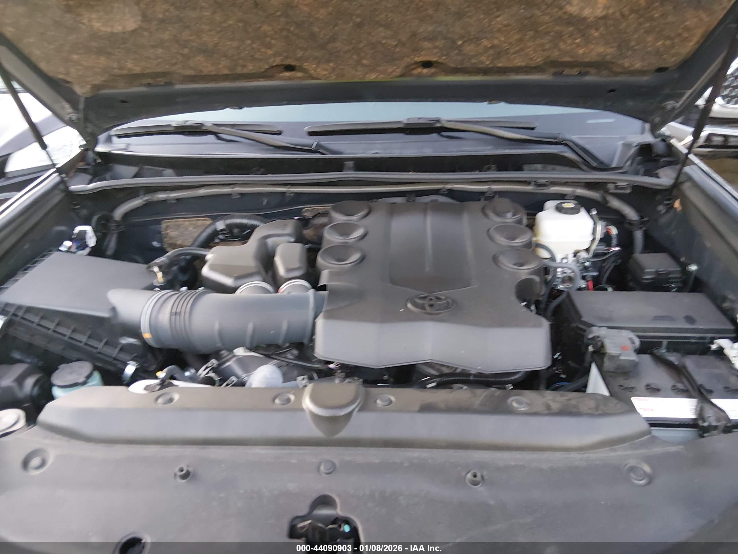 TOYOTA 4RUNNER image 10