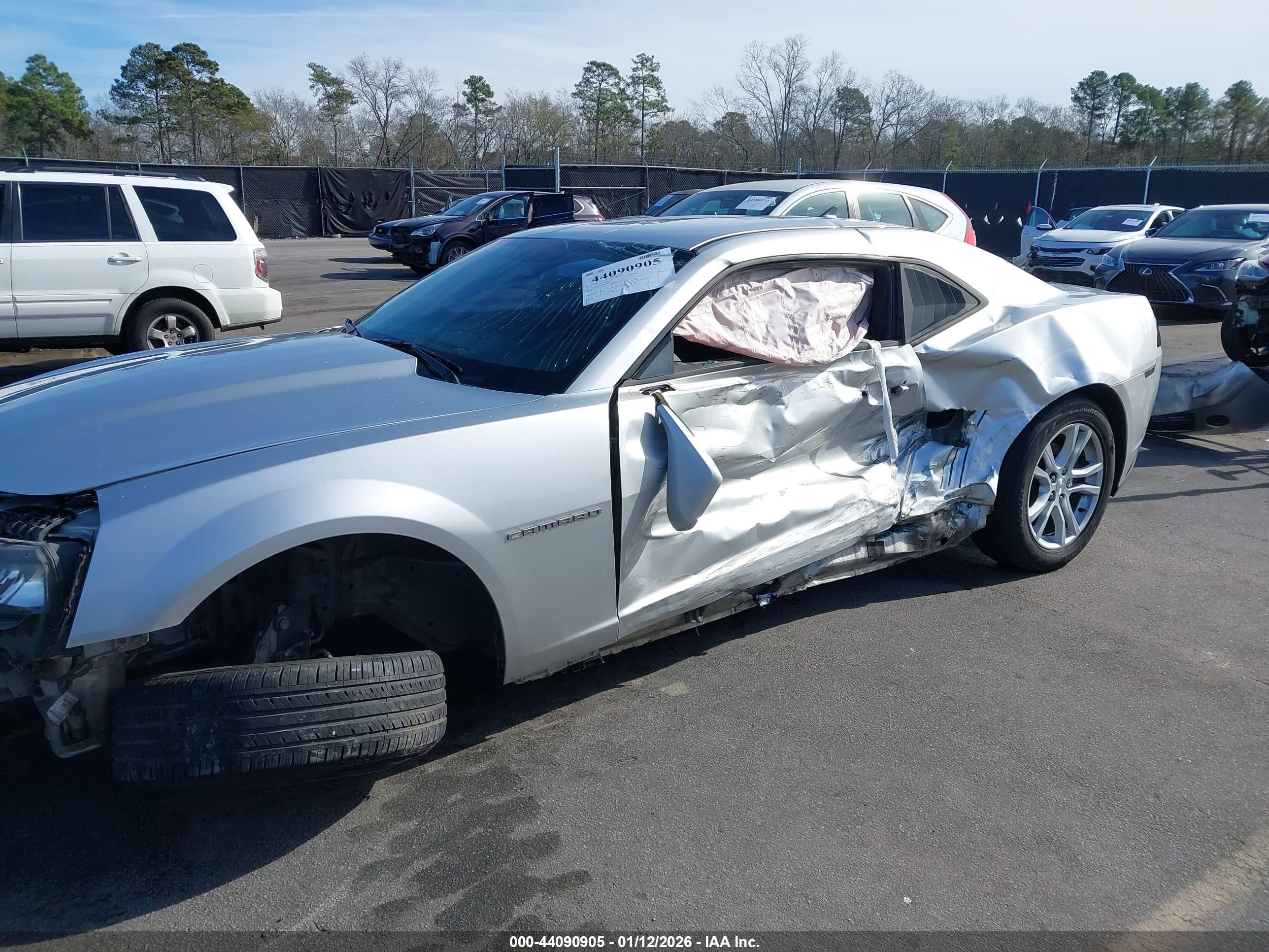 CHEVROLET CAMARO image 6