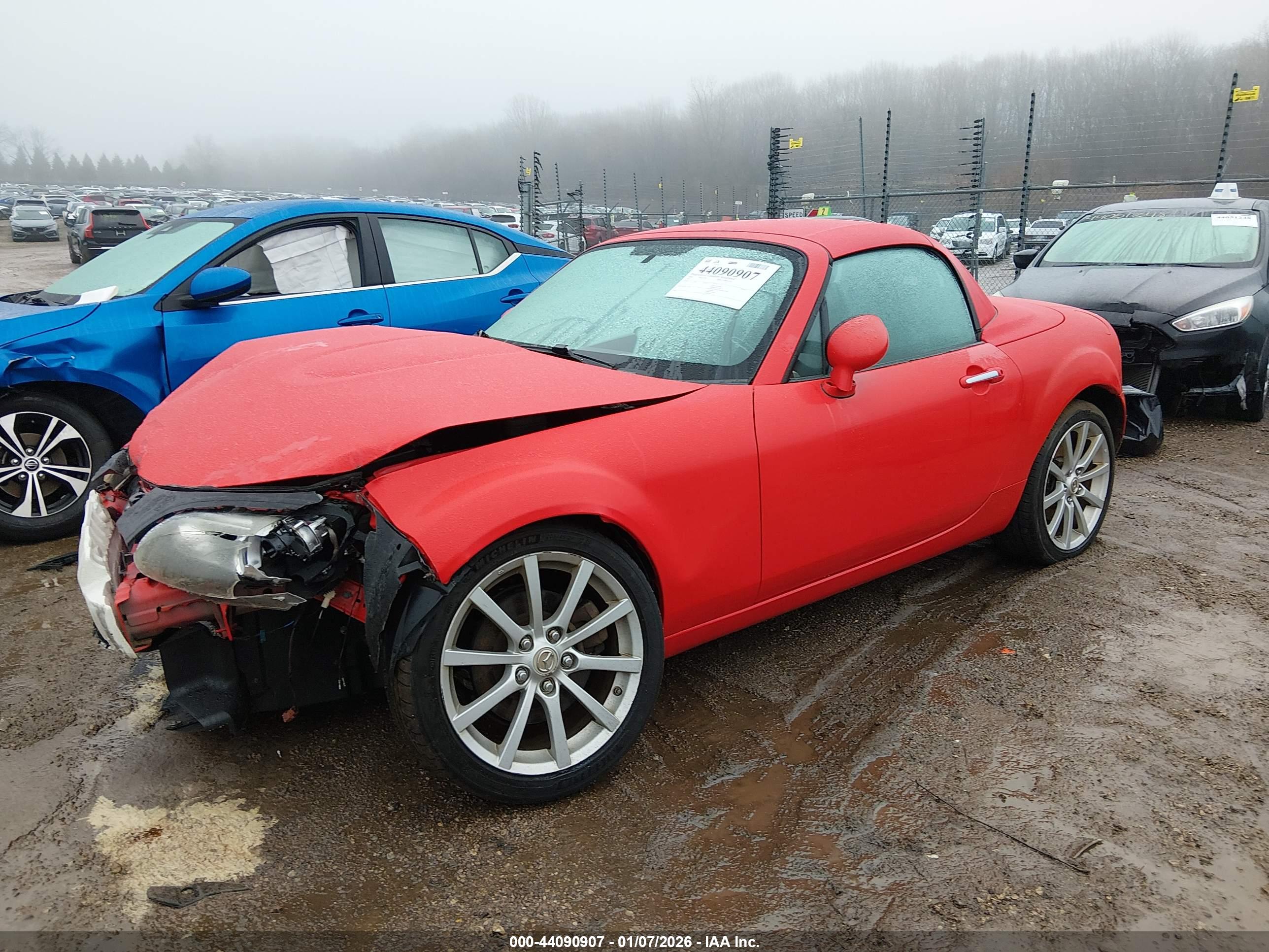 MAZDA MX-5 image 2