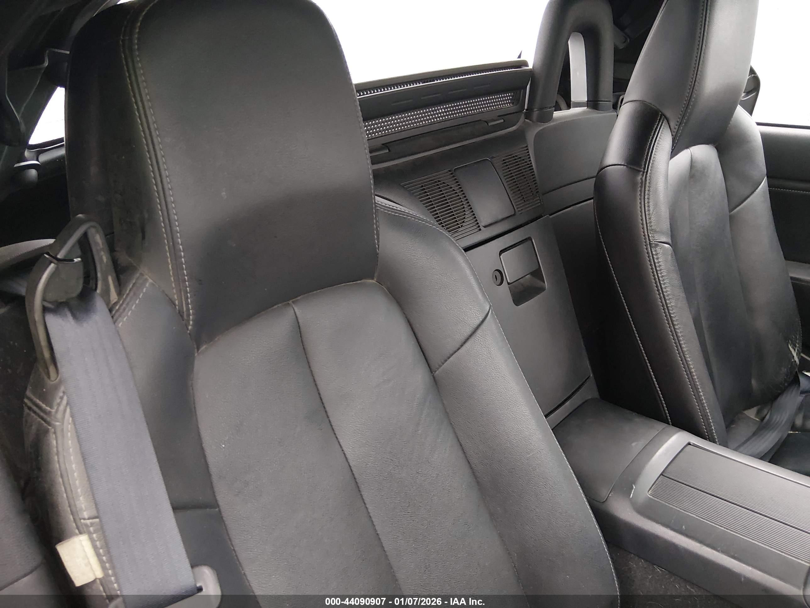 MAZDA MX-5 image 8