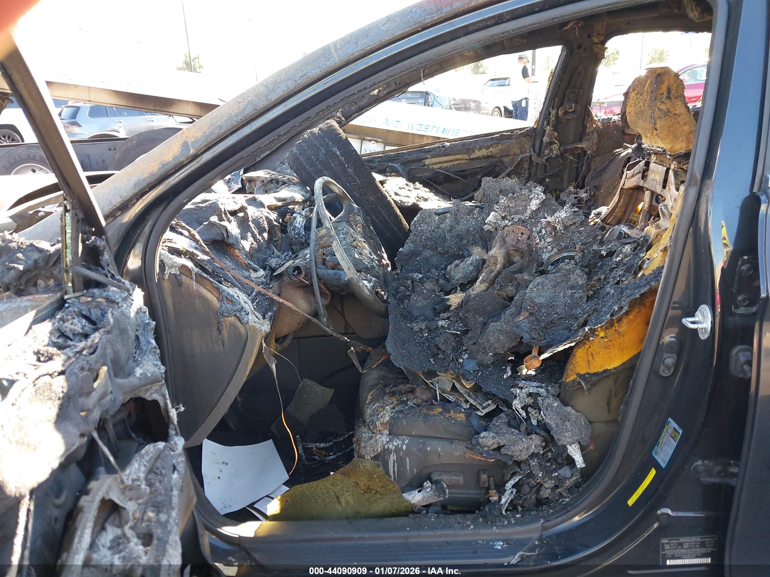 HYUNDAI SONATA image 5