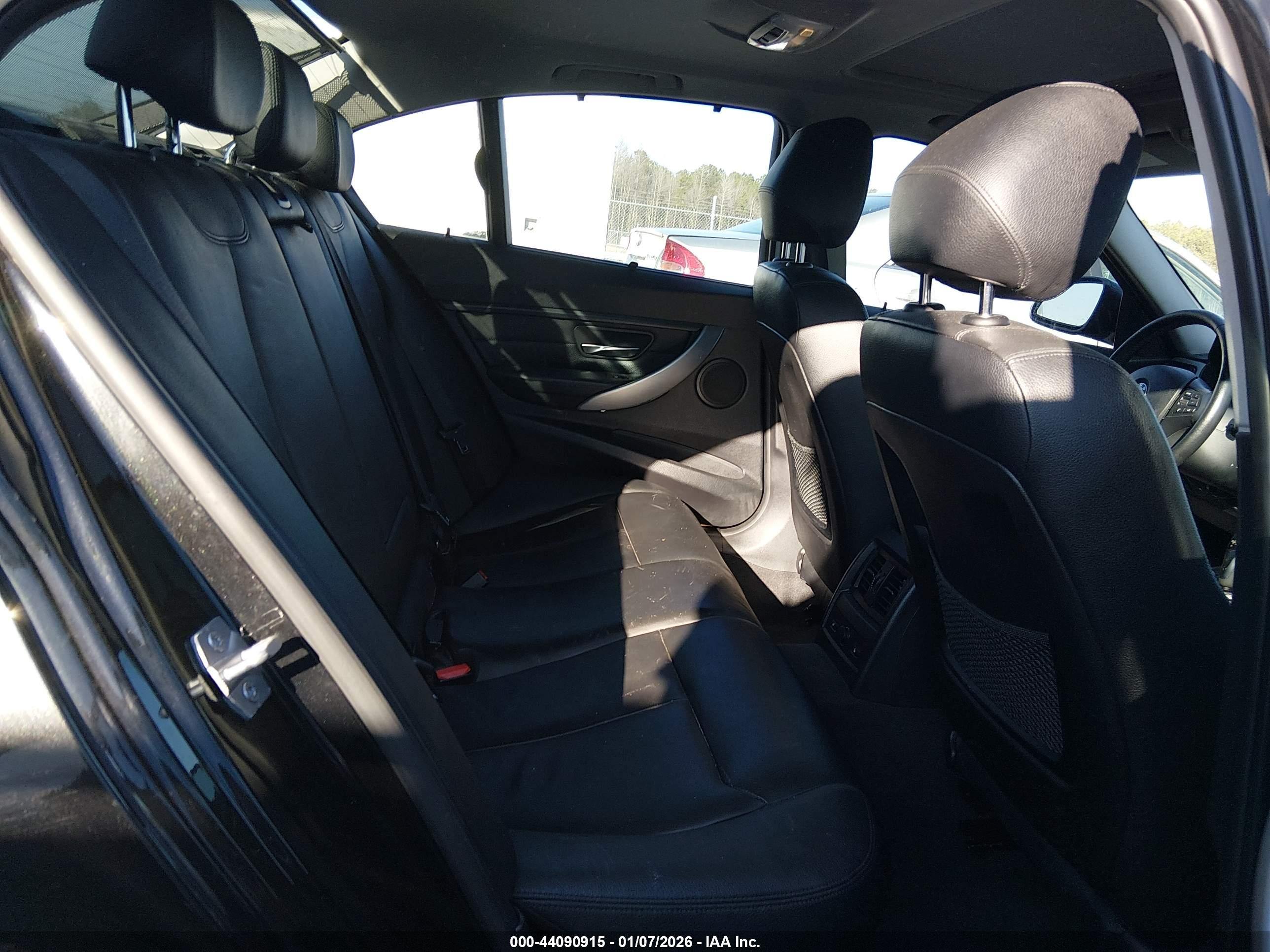 BMW 328I image 8