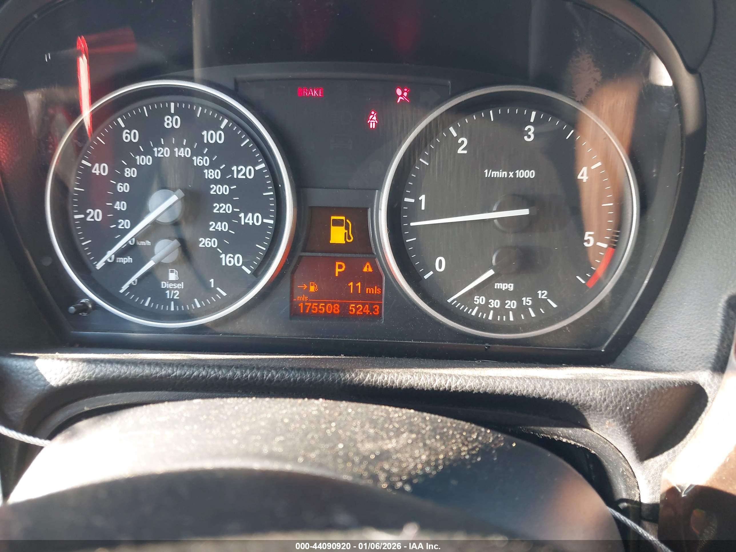 BMW 335D image 7
