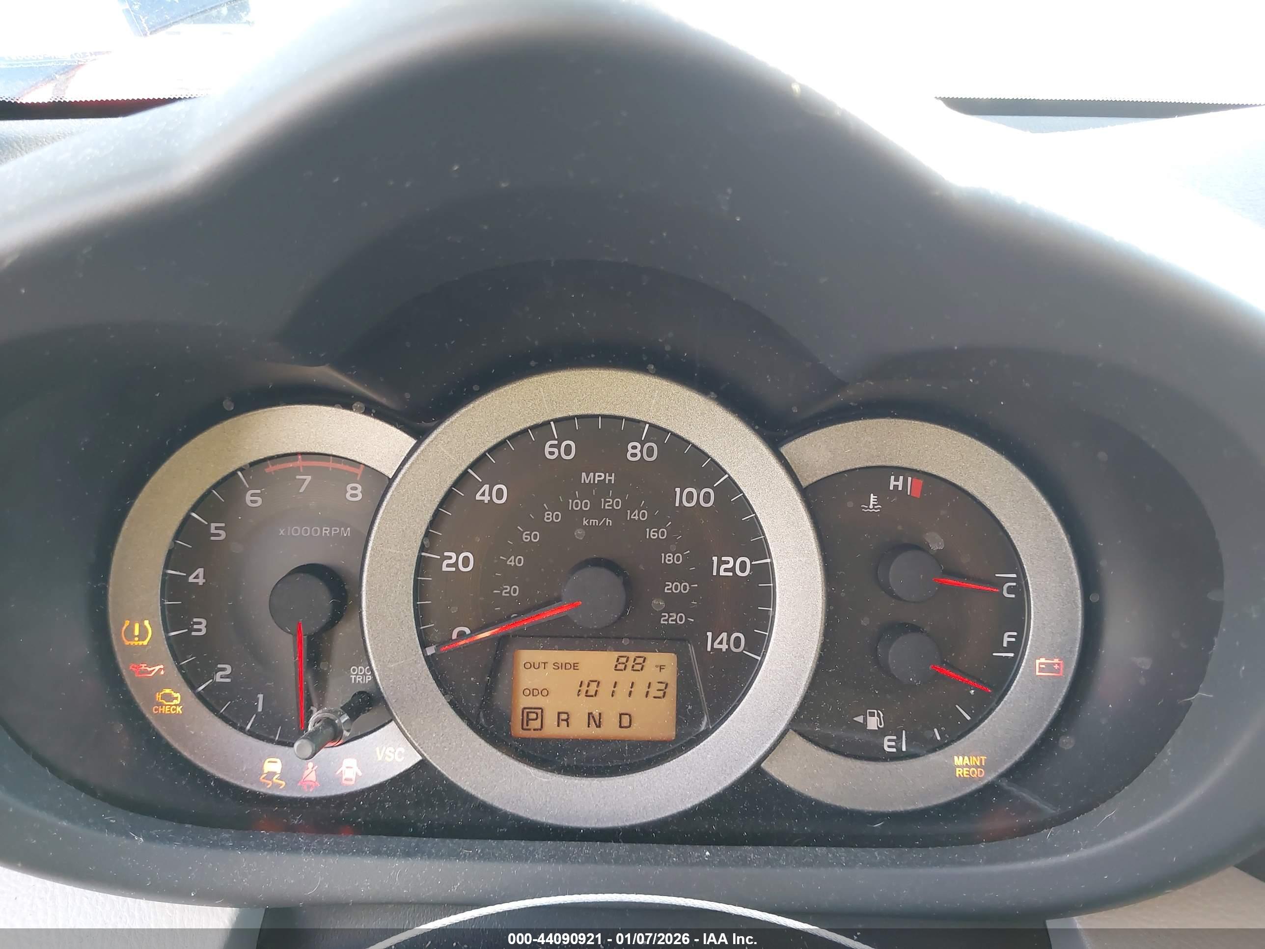 TOYOTA RAV4 image 7