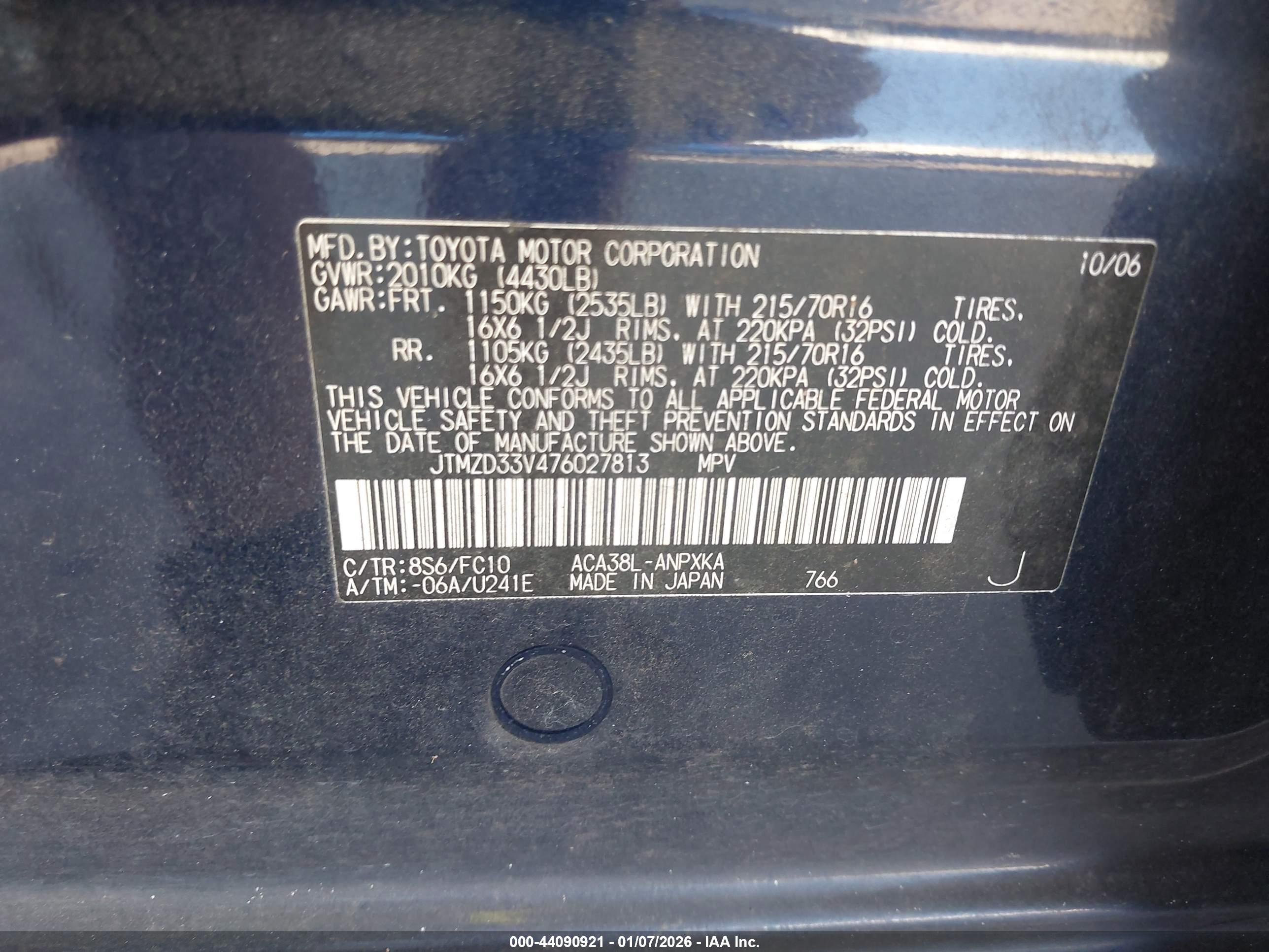 TOYOTA RAV4 image 9