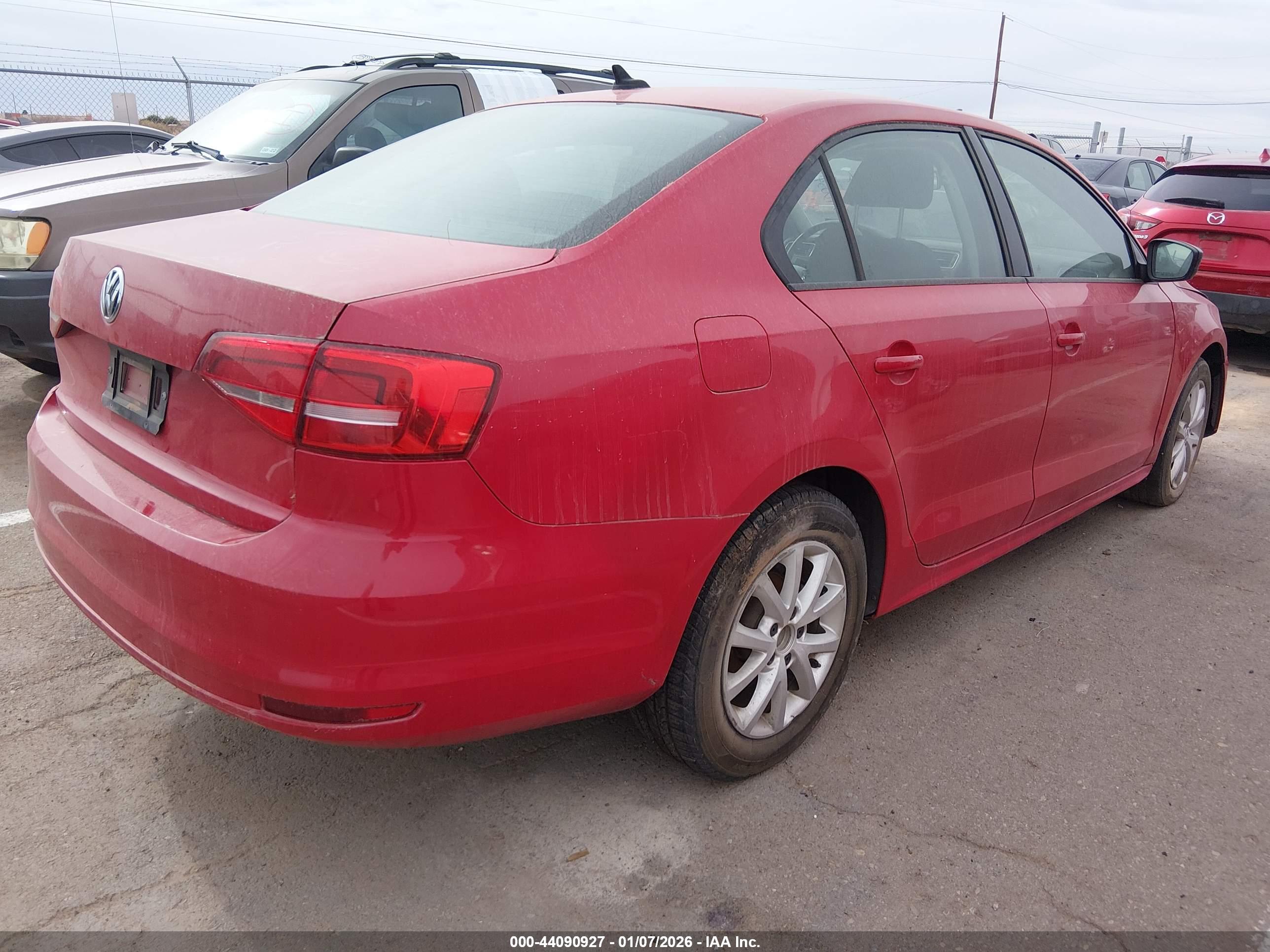 VOLKSWAGEN JETTA image 4