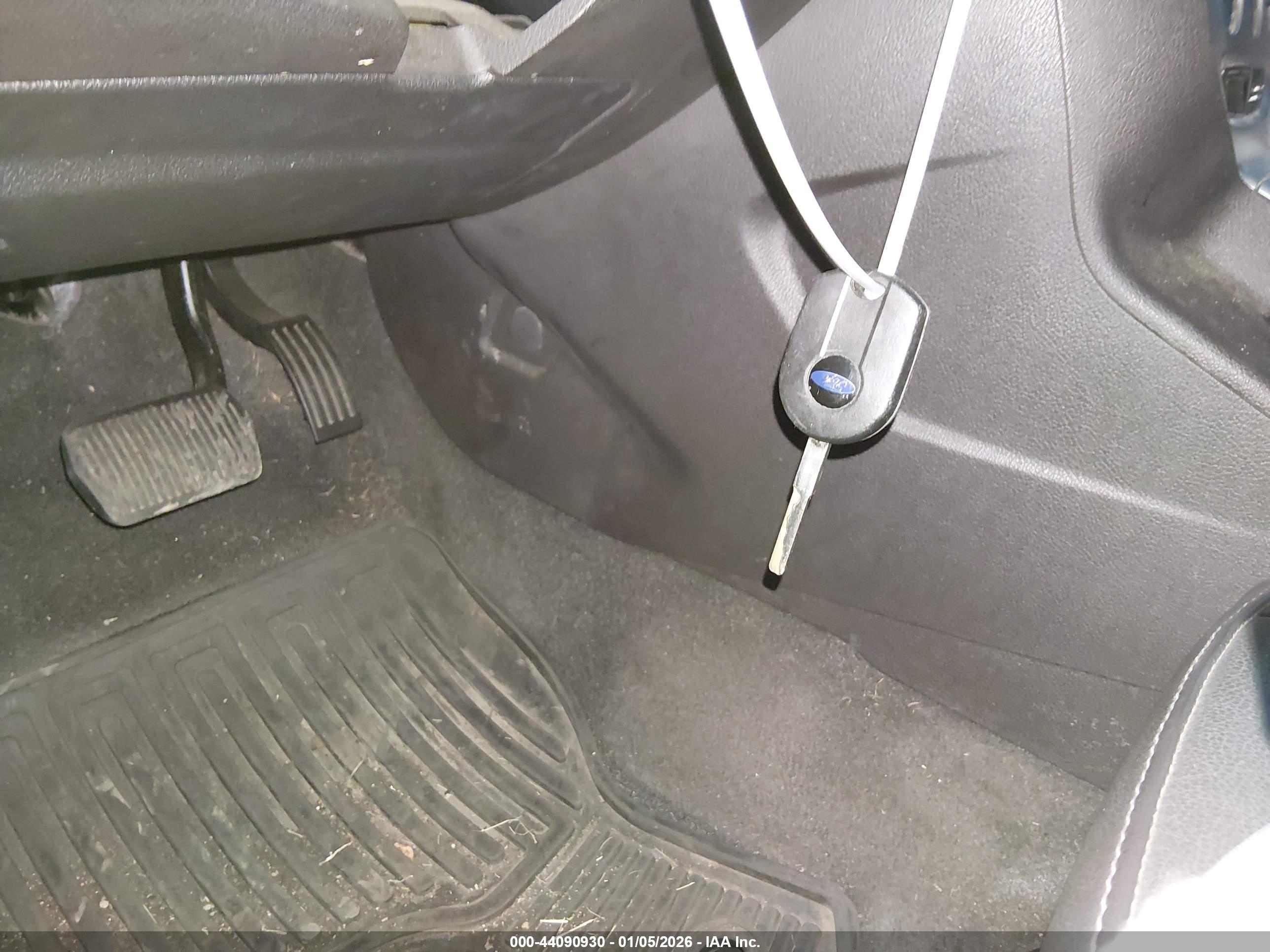 FORD FOCUS image 11