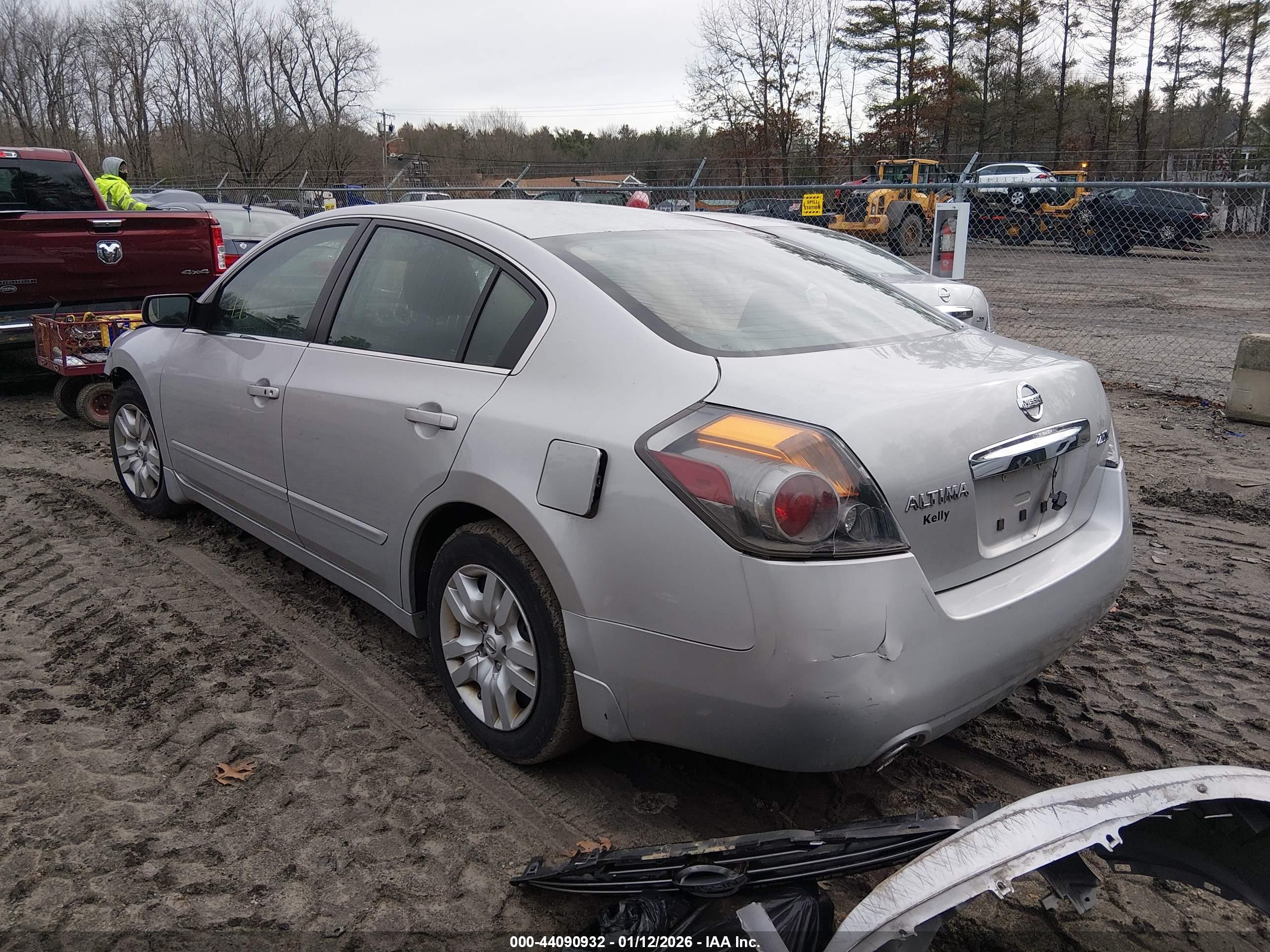 NISSAN ALTIMA image 3
