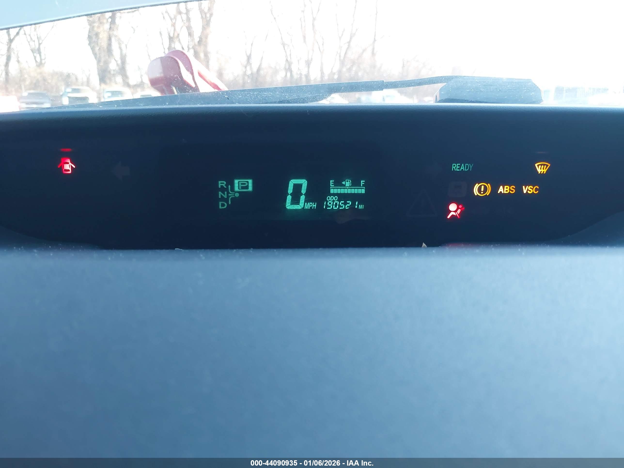 TOYOTA PRIUS image 7