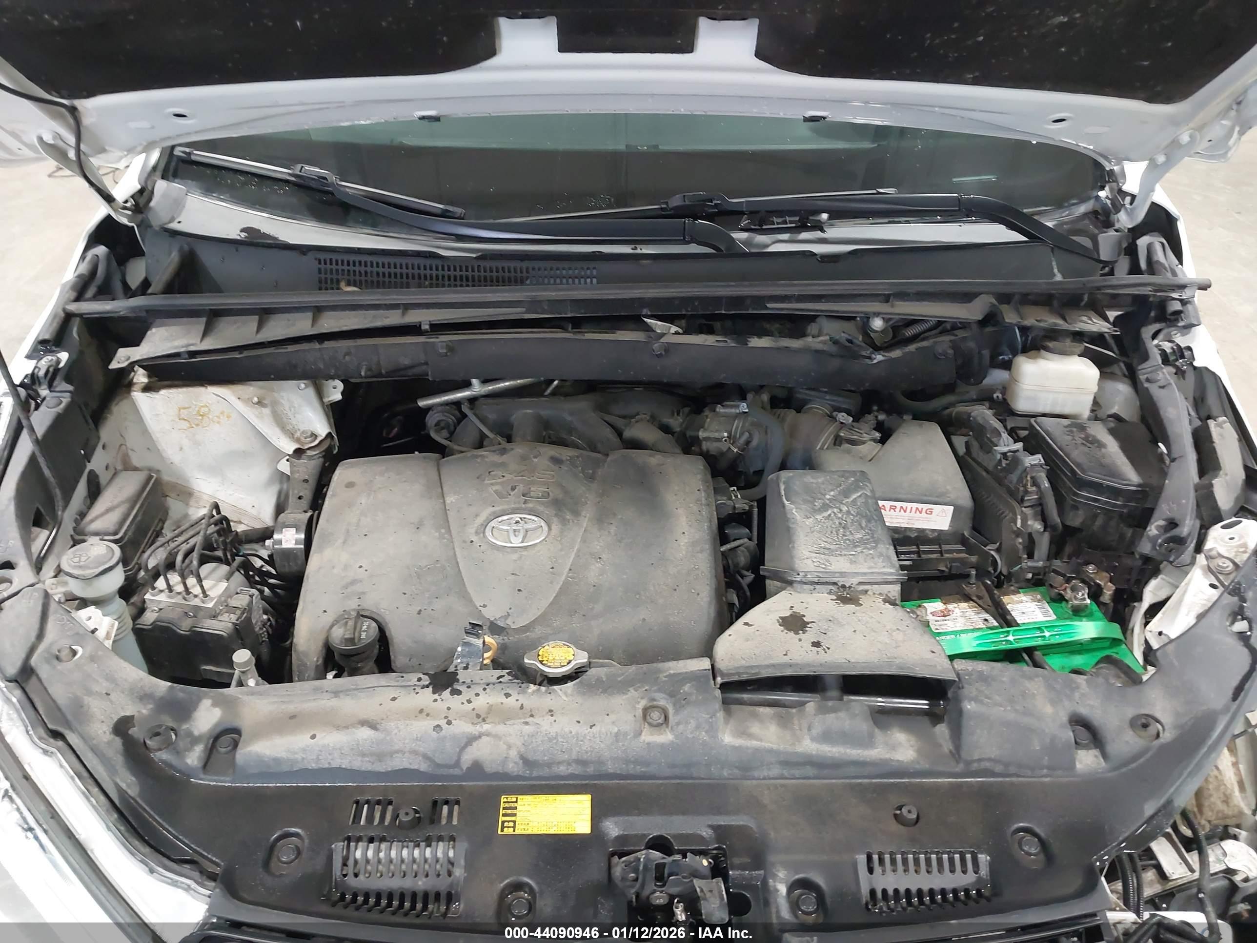 TOYOTA HIGHLANDER image 10