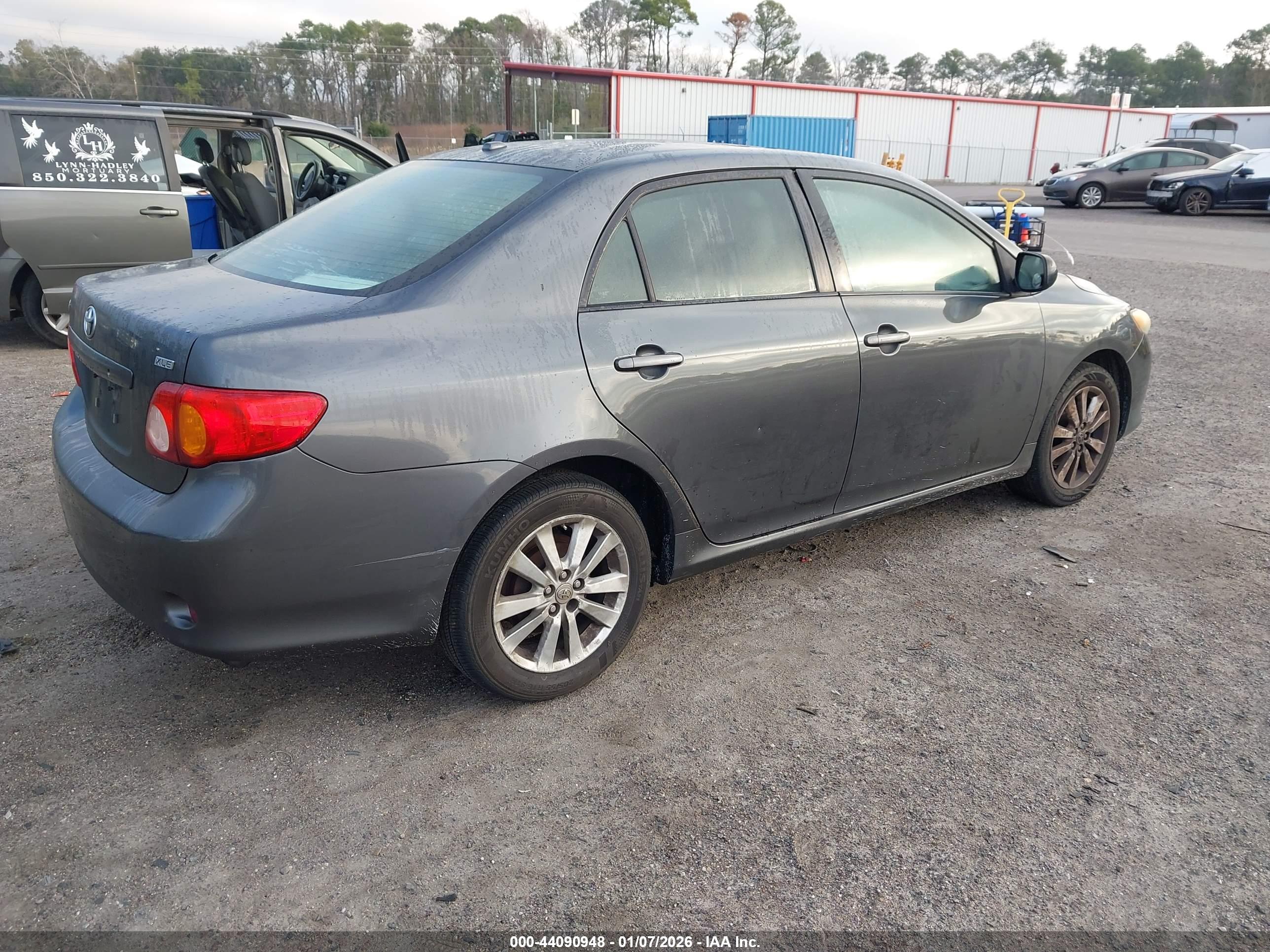 TOYOTA COROLLA image 4