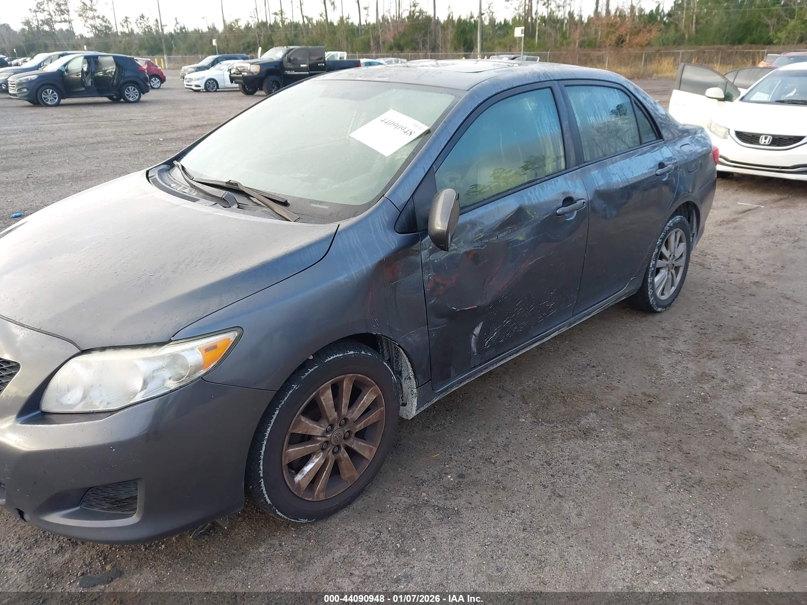 TOYOTA COROLLA image 6