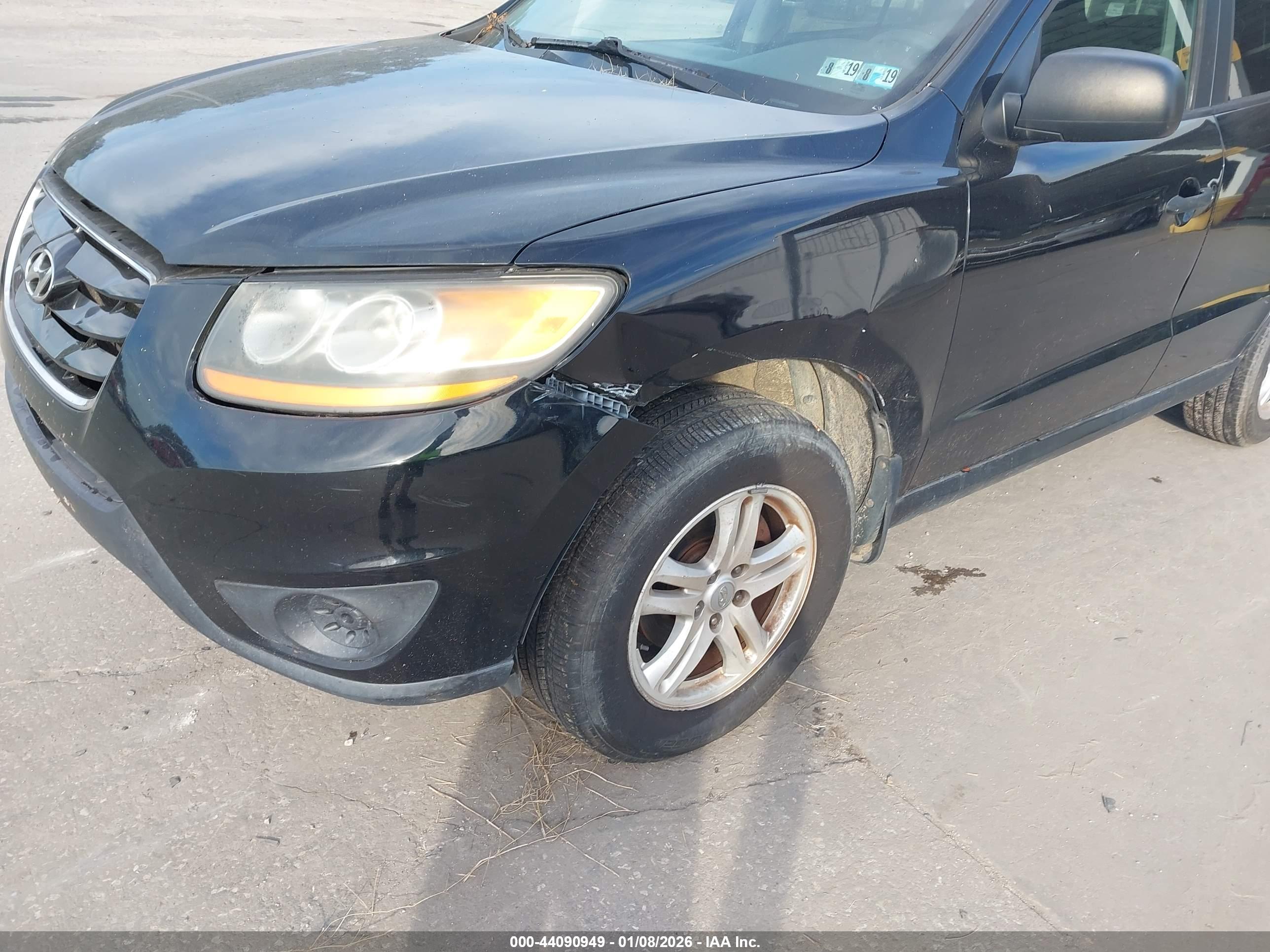 HYUNDAI SANTA image 6