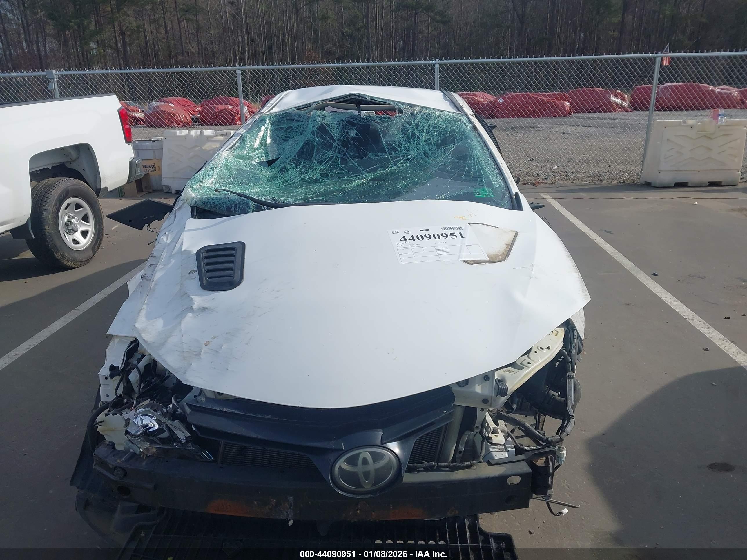 TOYOTA COROLLA image 6