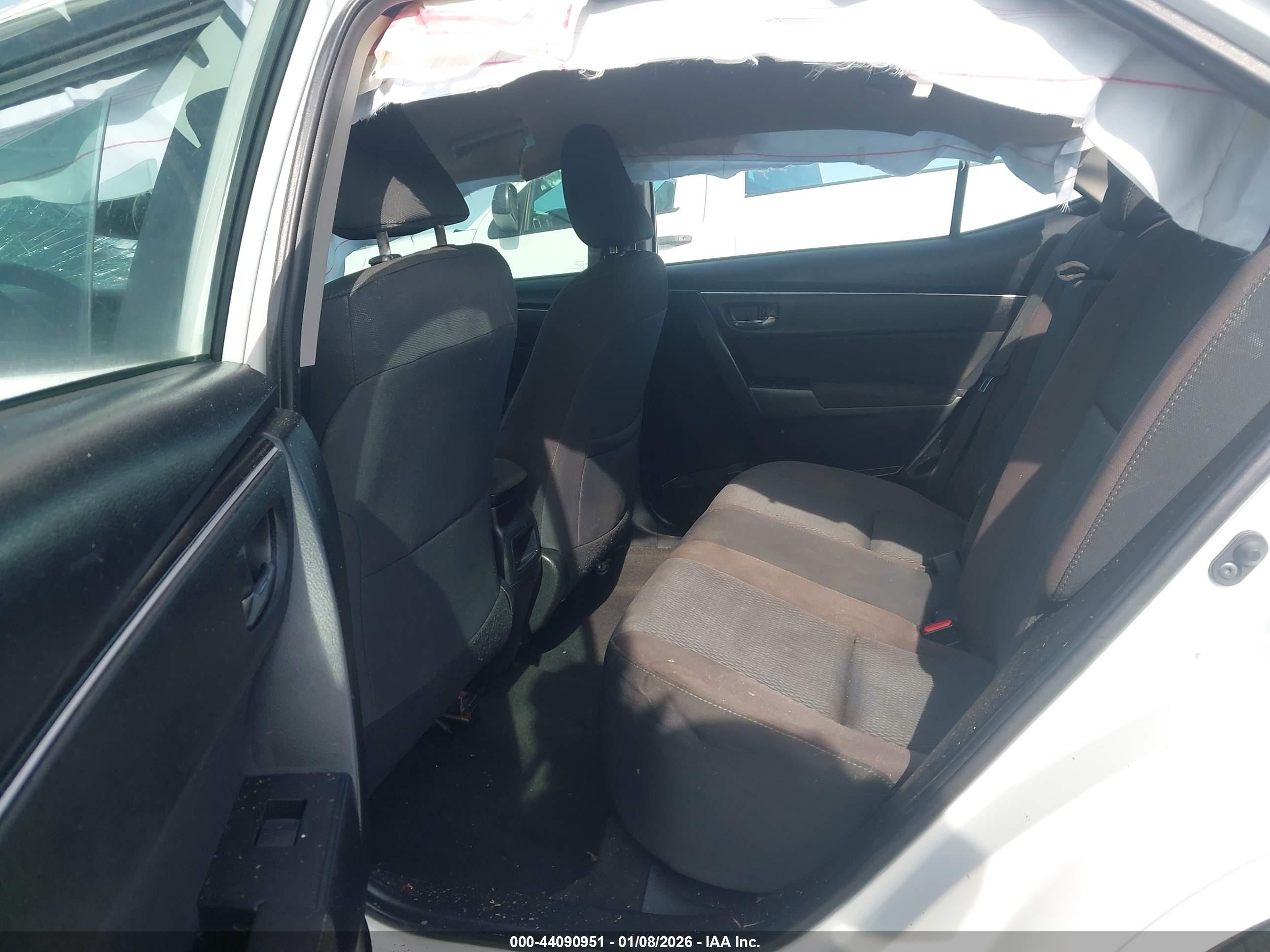 TOYOTA COROLLA image 8