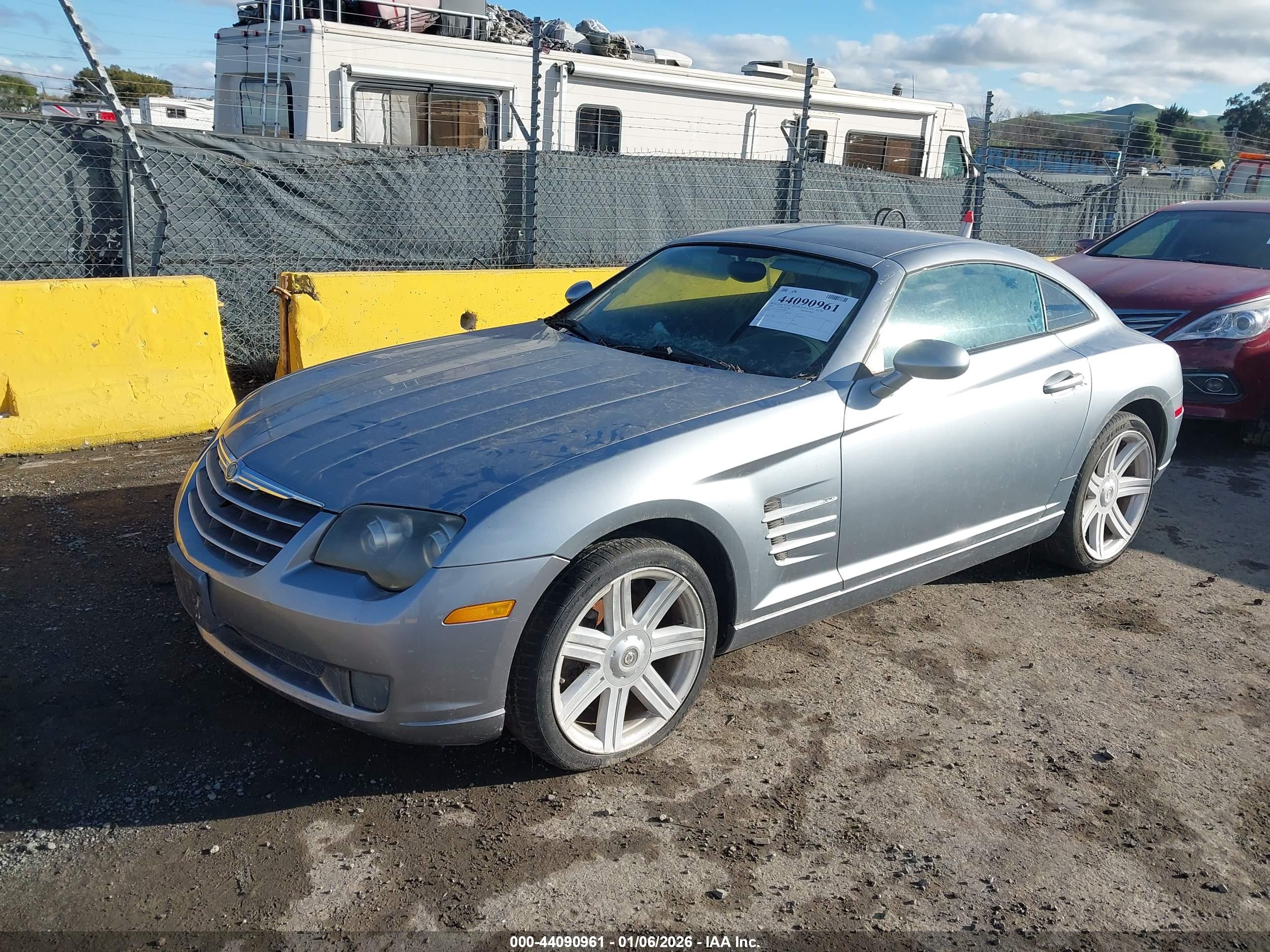 CHRYSLER CROSSFIRE image 2