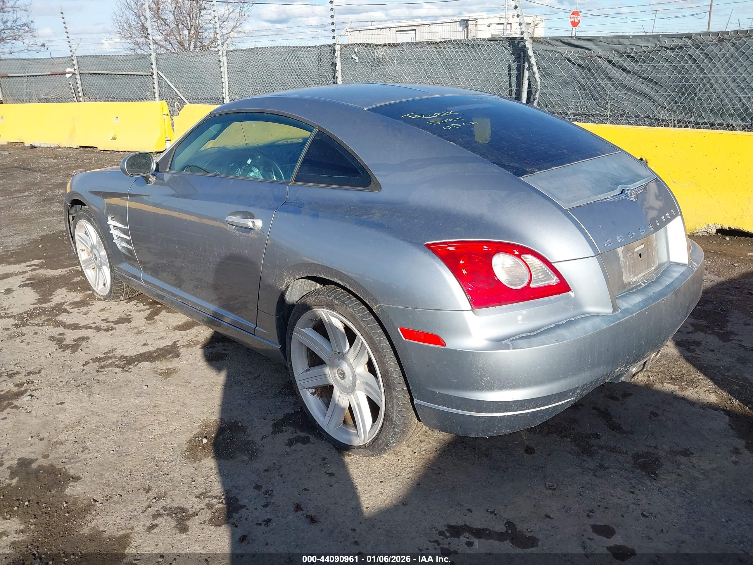 CHRYSLER CROSSFIRE image 3
