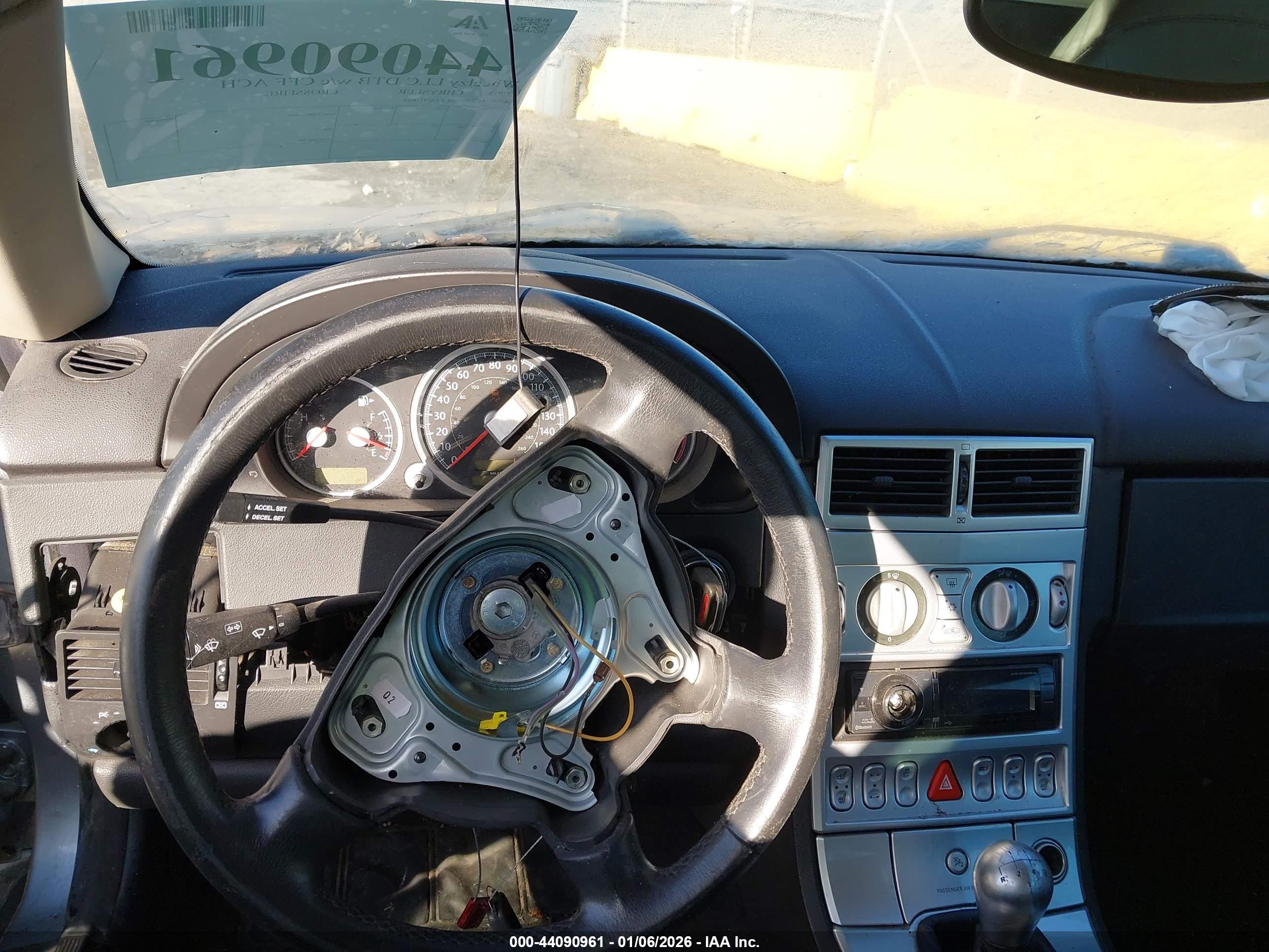 CHRYSLER CROSSFIRE image 6