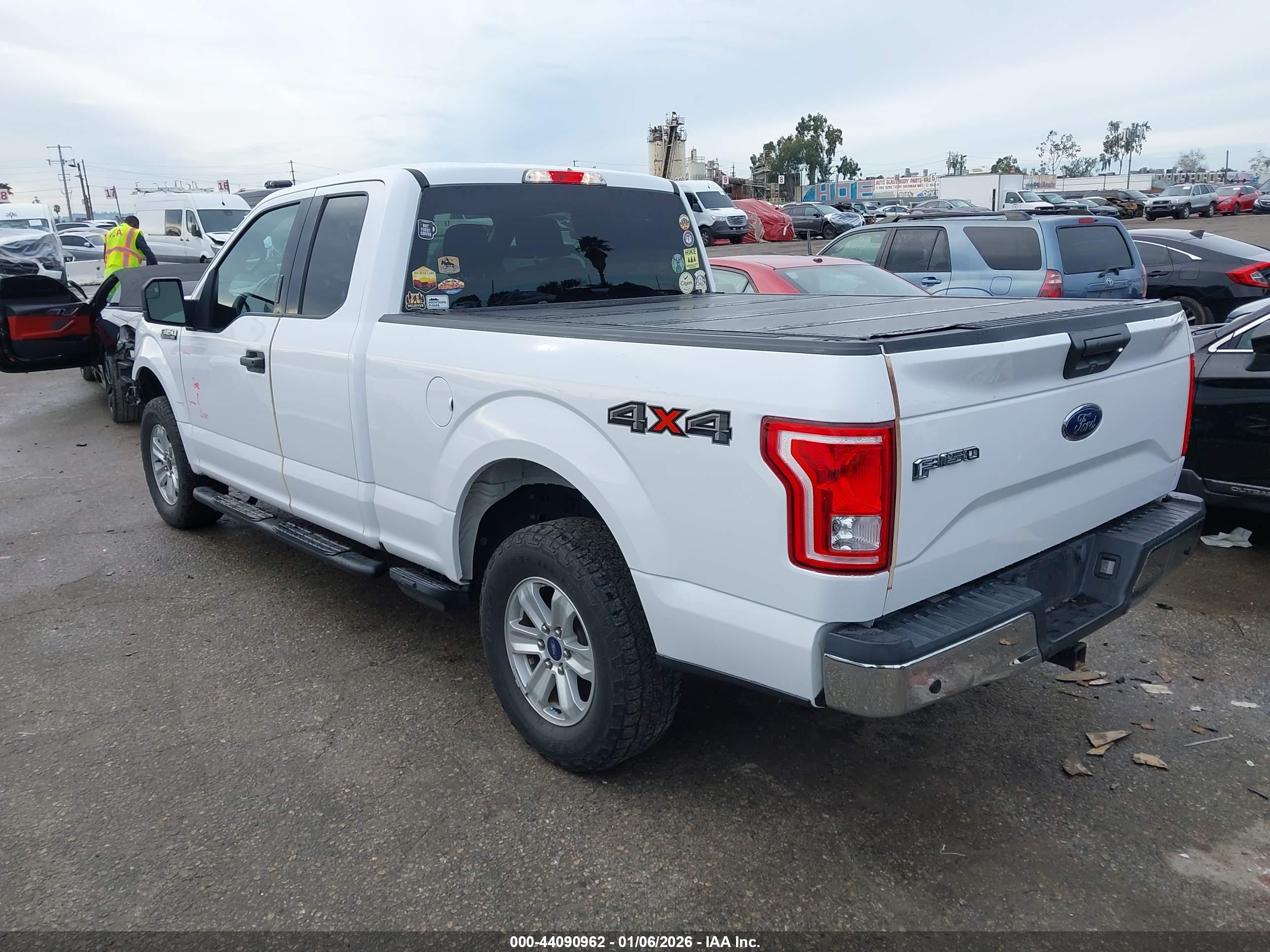 FORD F-150 image 3