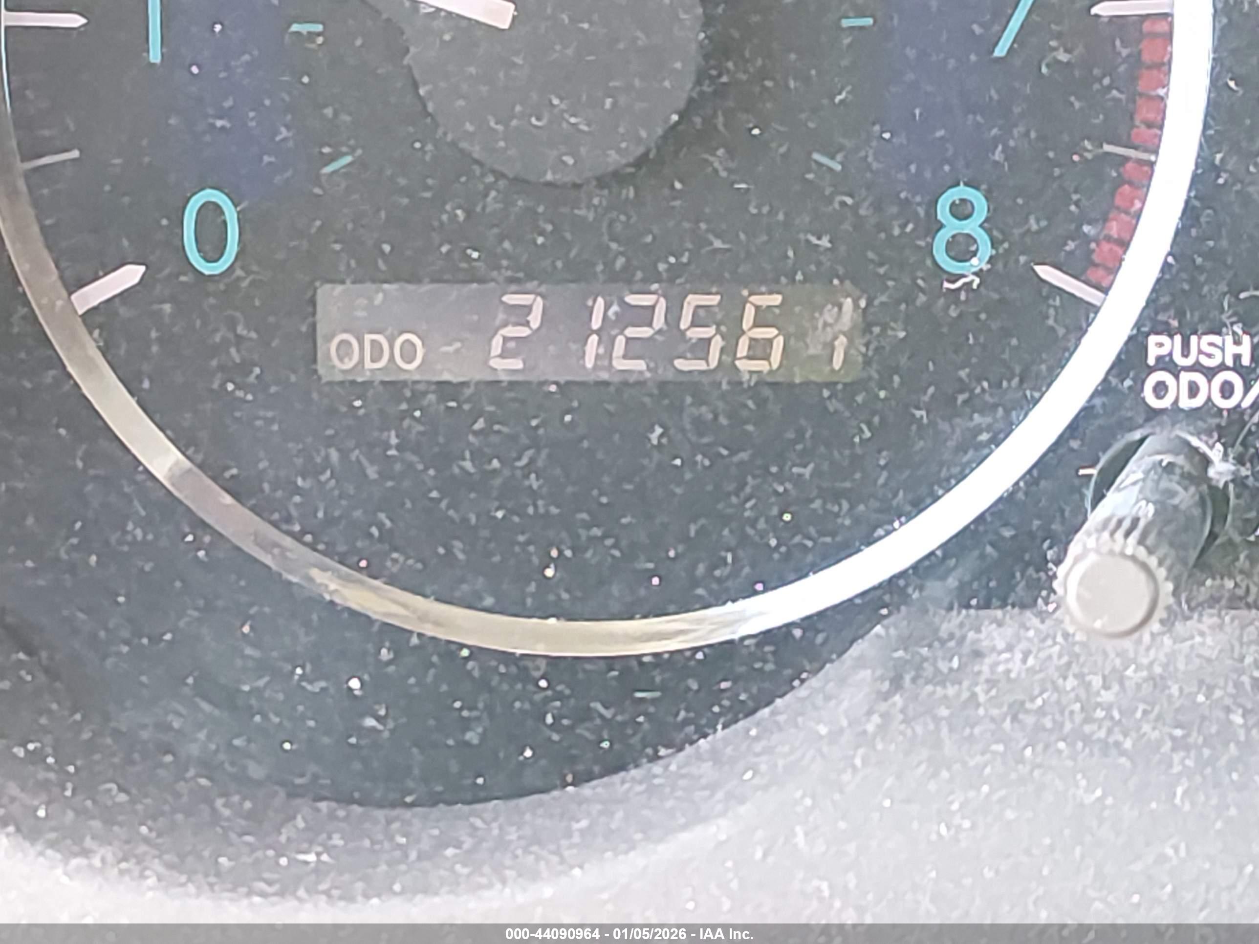 TOYOTA SIENNA image 7