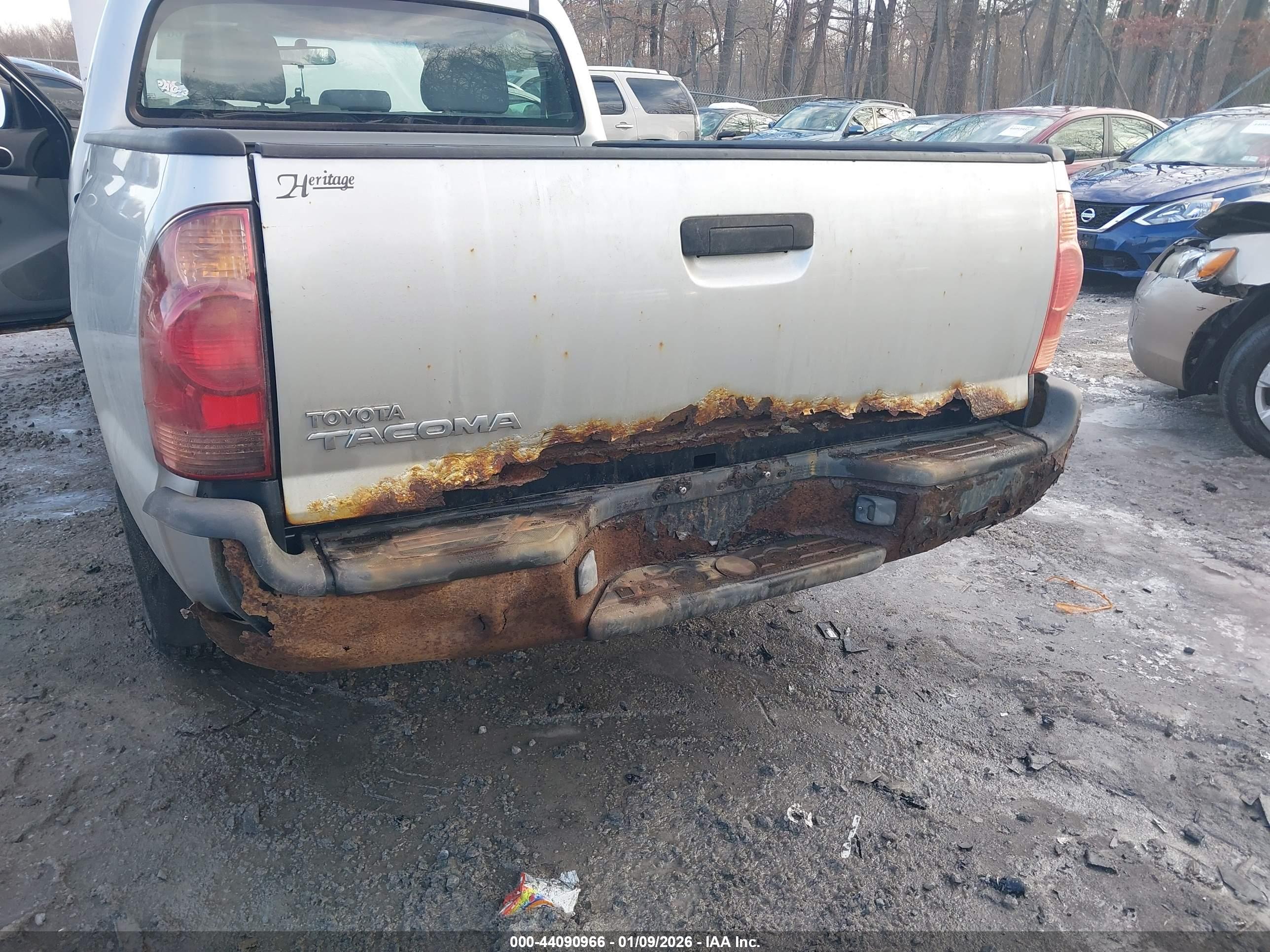 TOYOTA TACOMA image 6