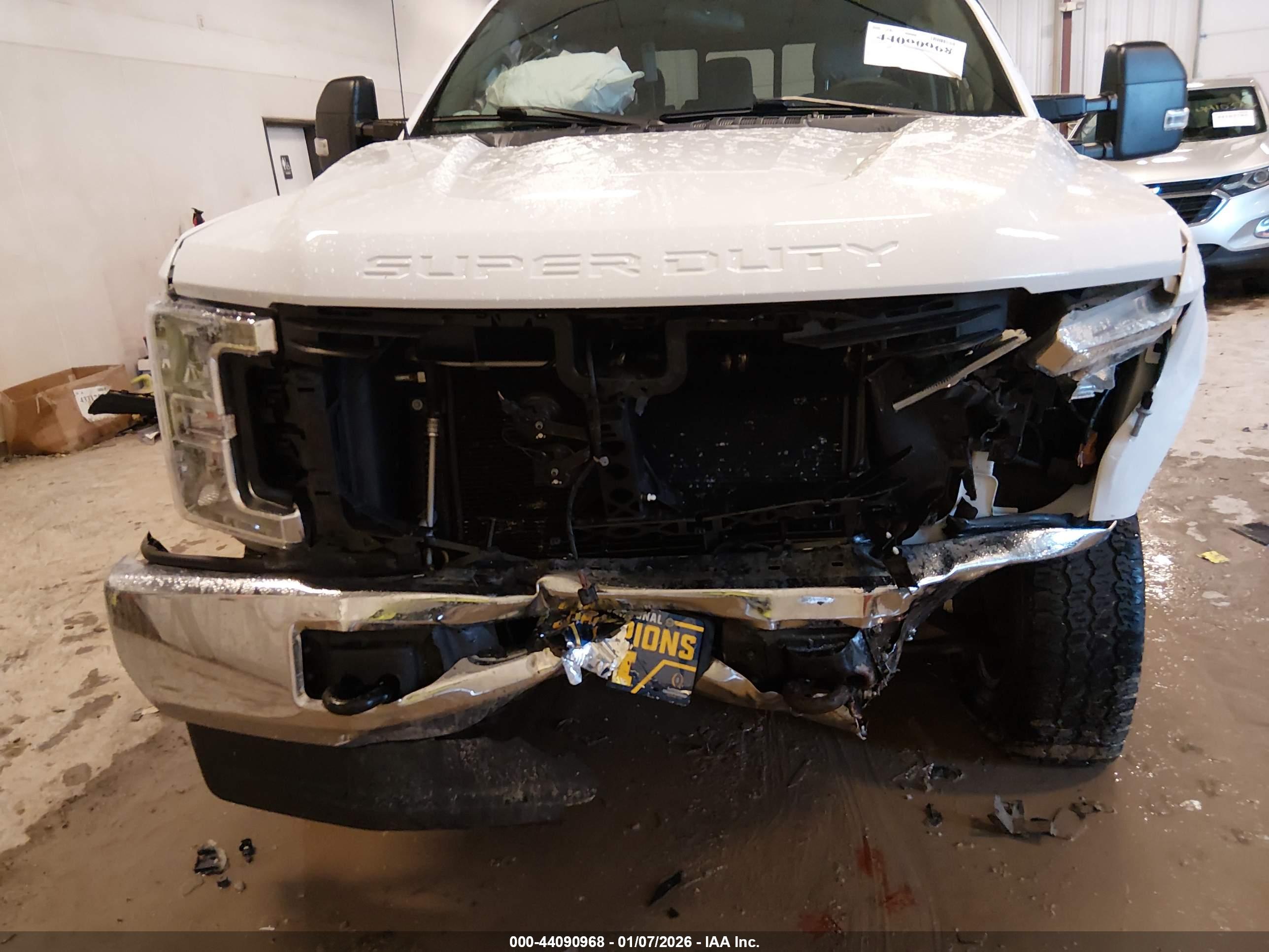 FORD F-250 image 6