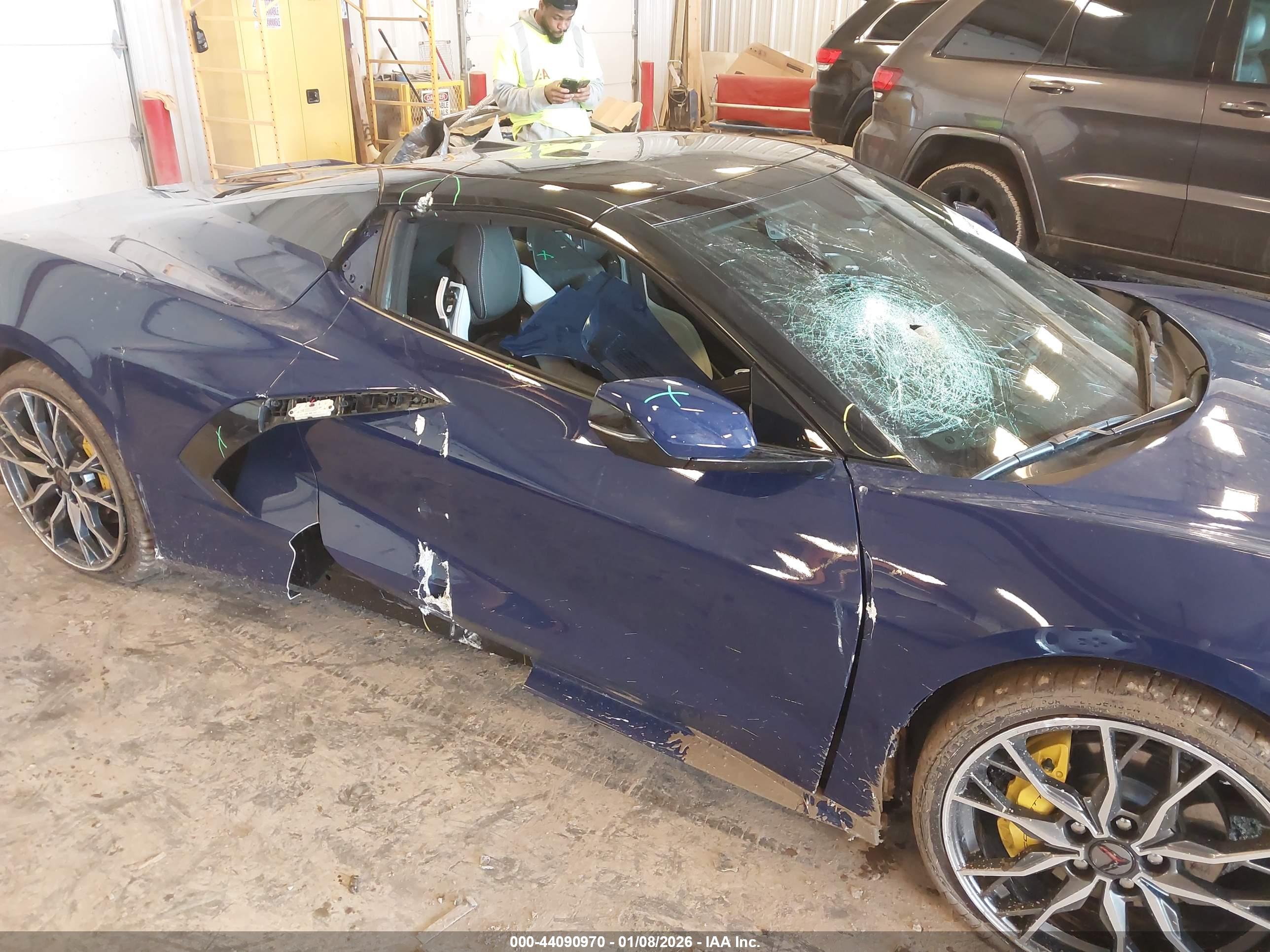 CHEVROLET CORVETTE image 6
