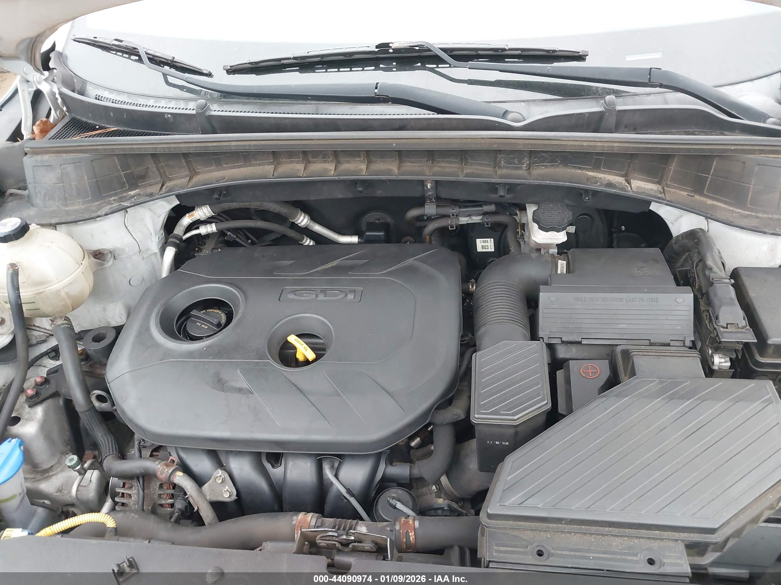 HYUNDAI TUCSON image 10