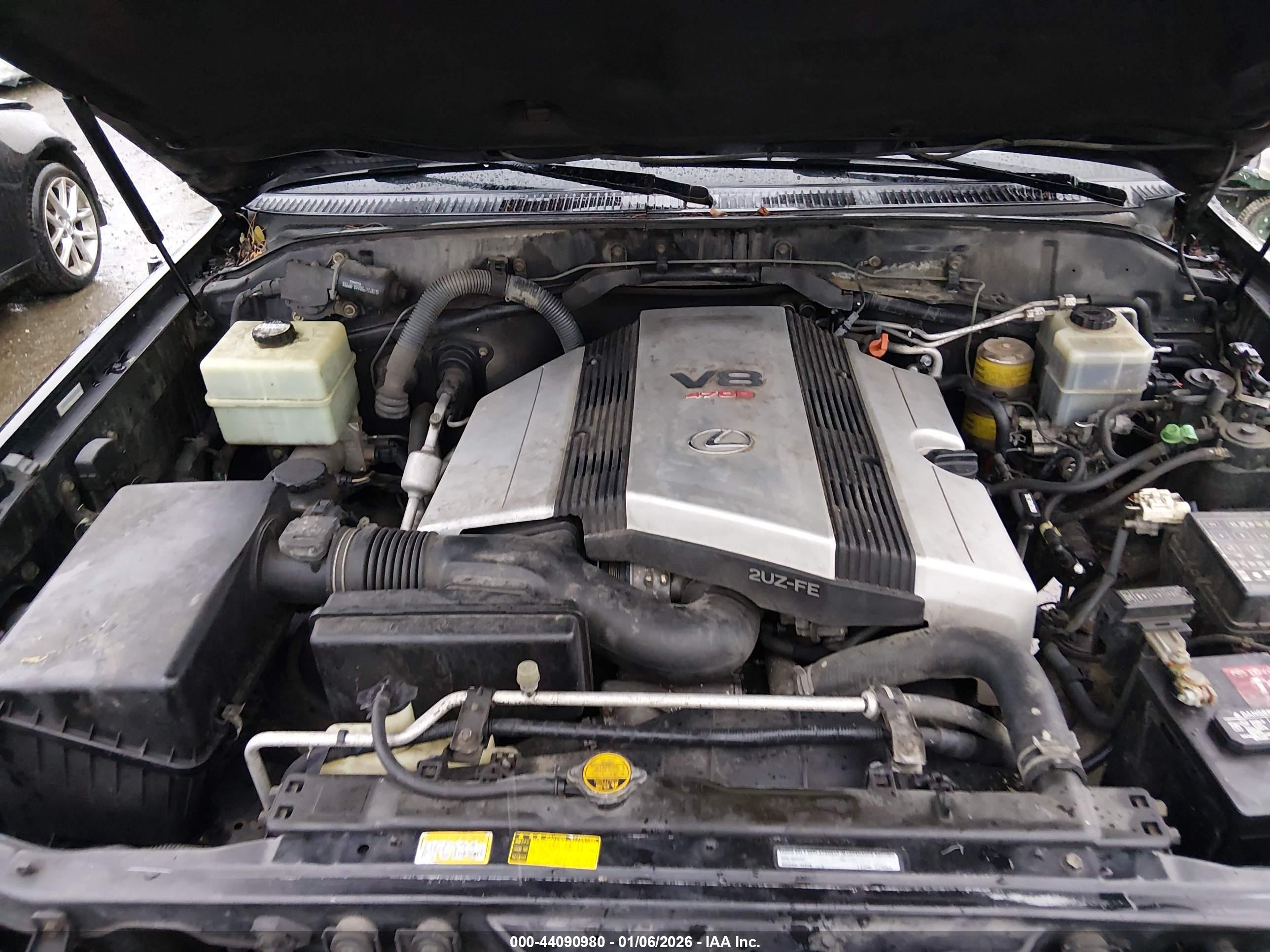LEXUS LX image 10