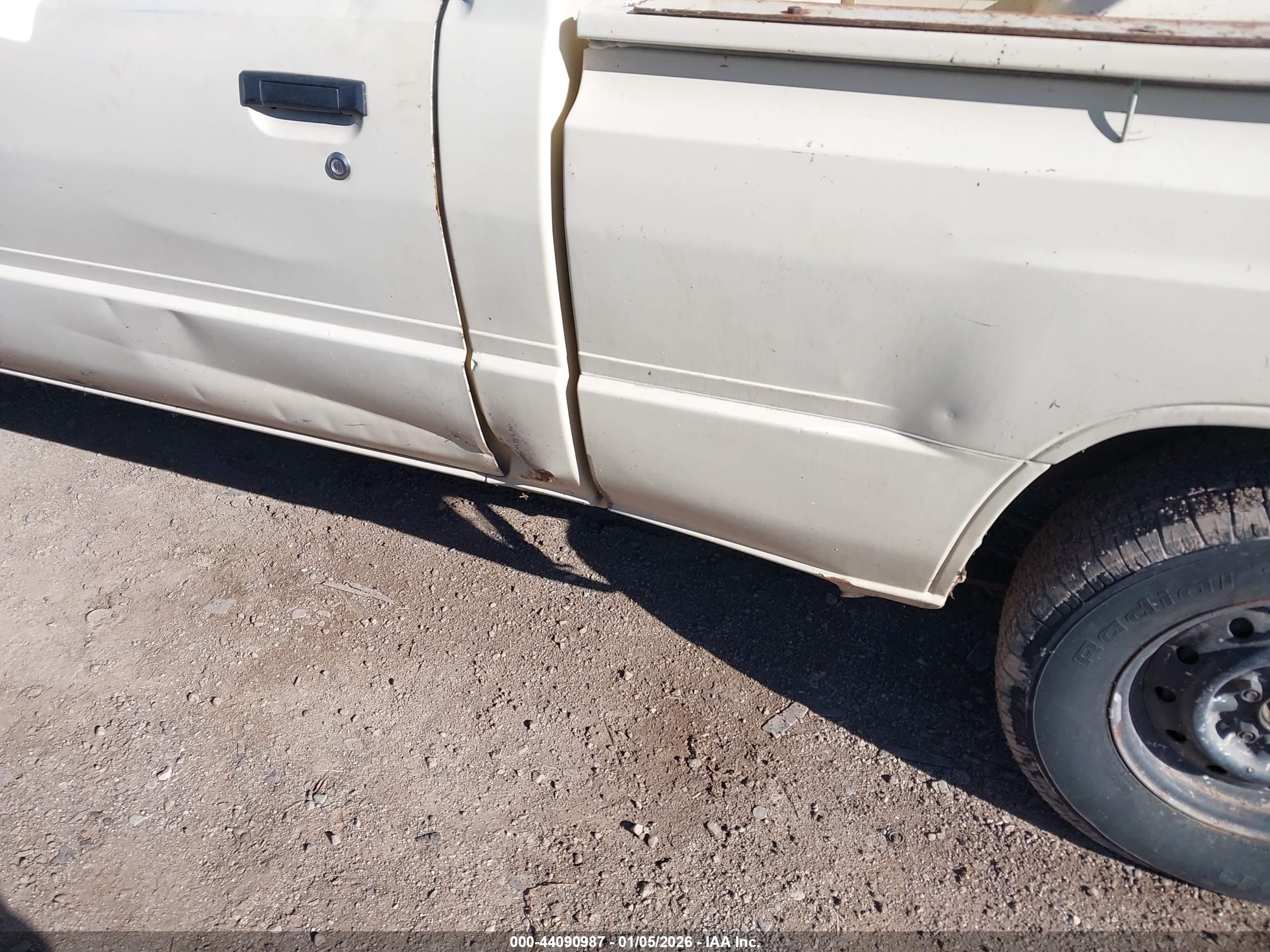 TOYOTA PICKUP image 6