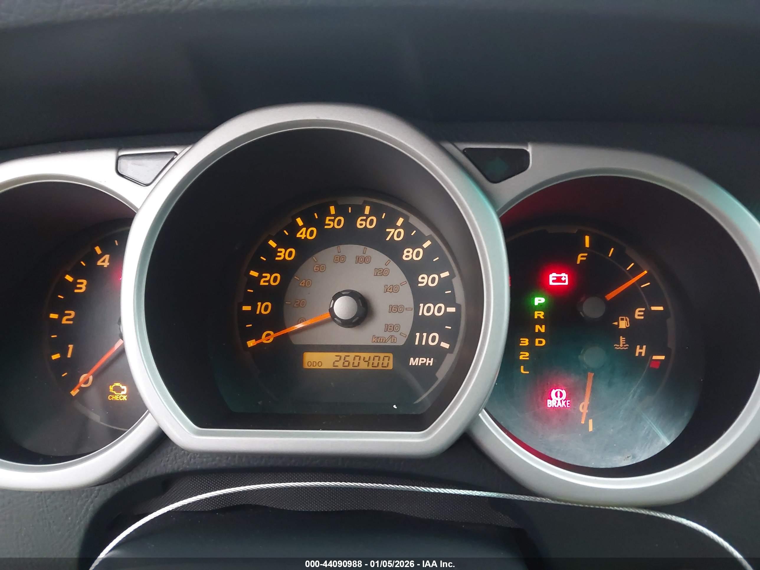 TOYOTA 4RUNNER image 7