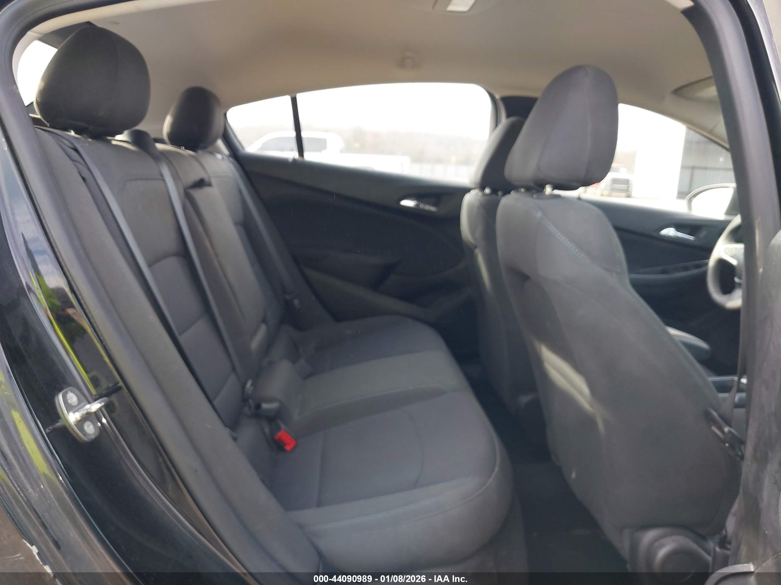 CHEVROLET CRUZE image 8